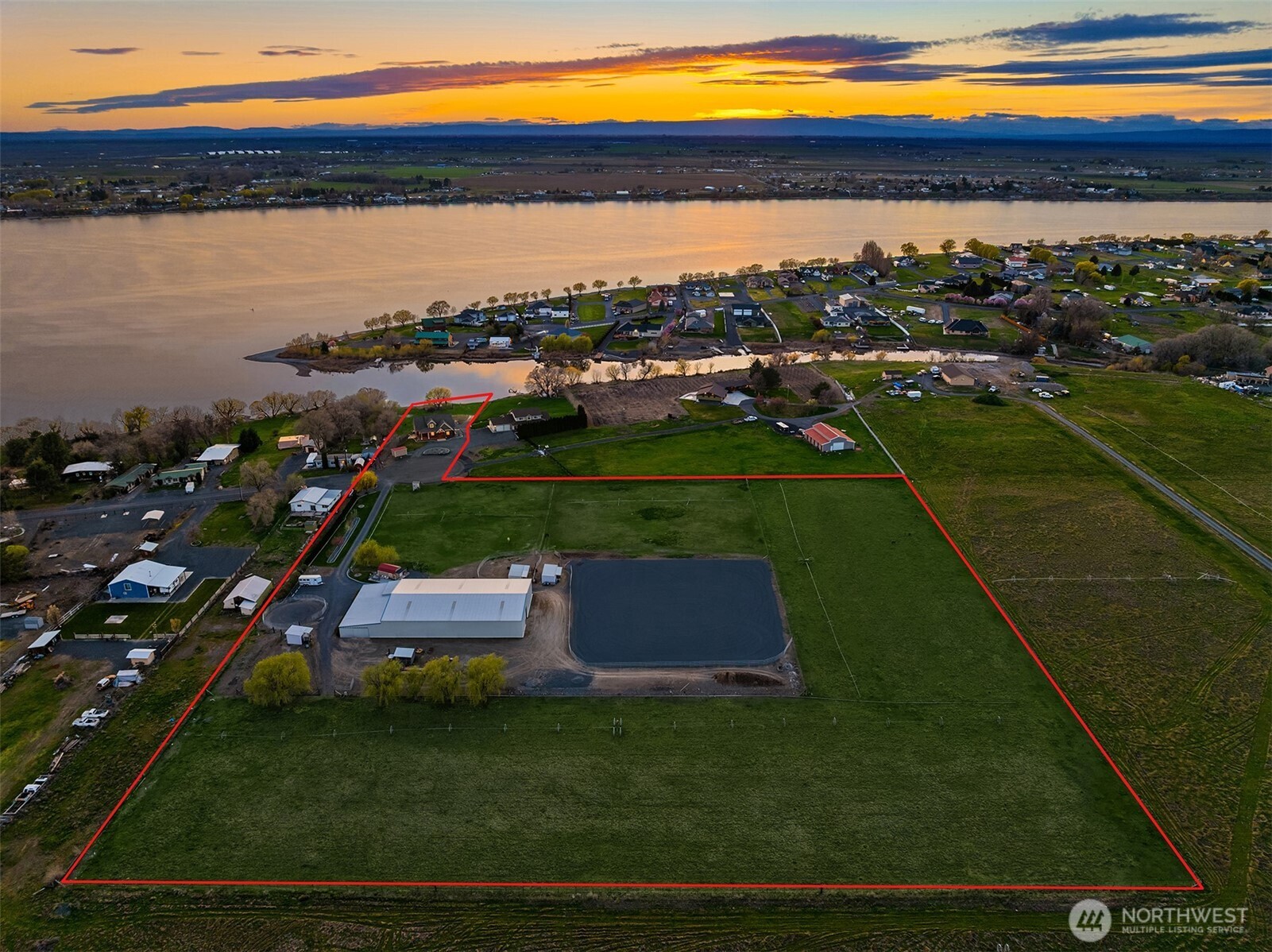 main property photo 9