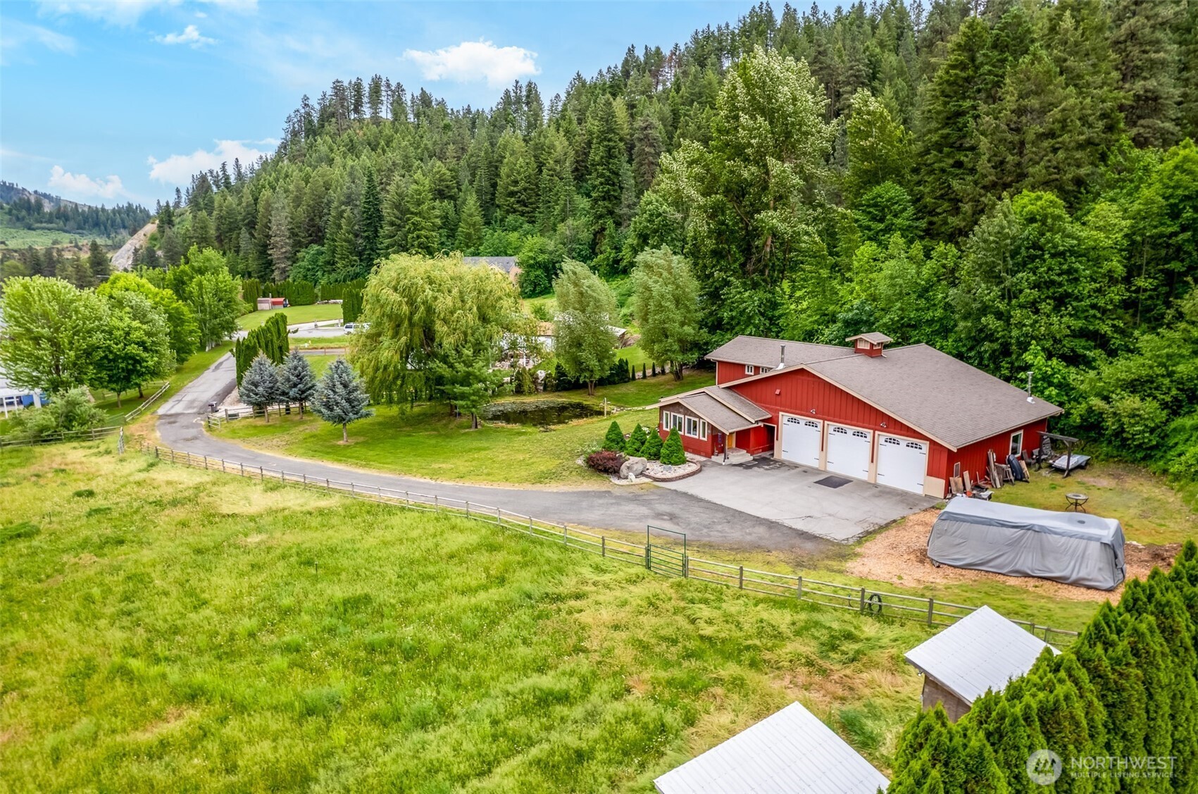 main property photo 8