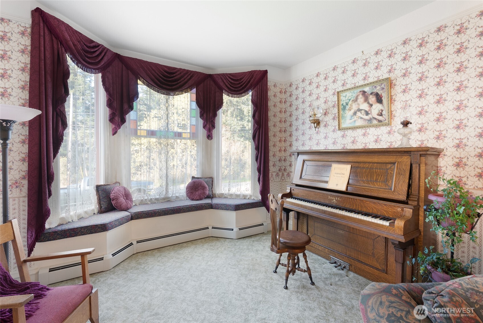main property photo 9