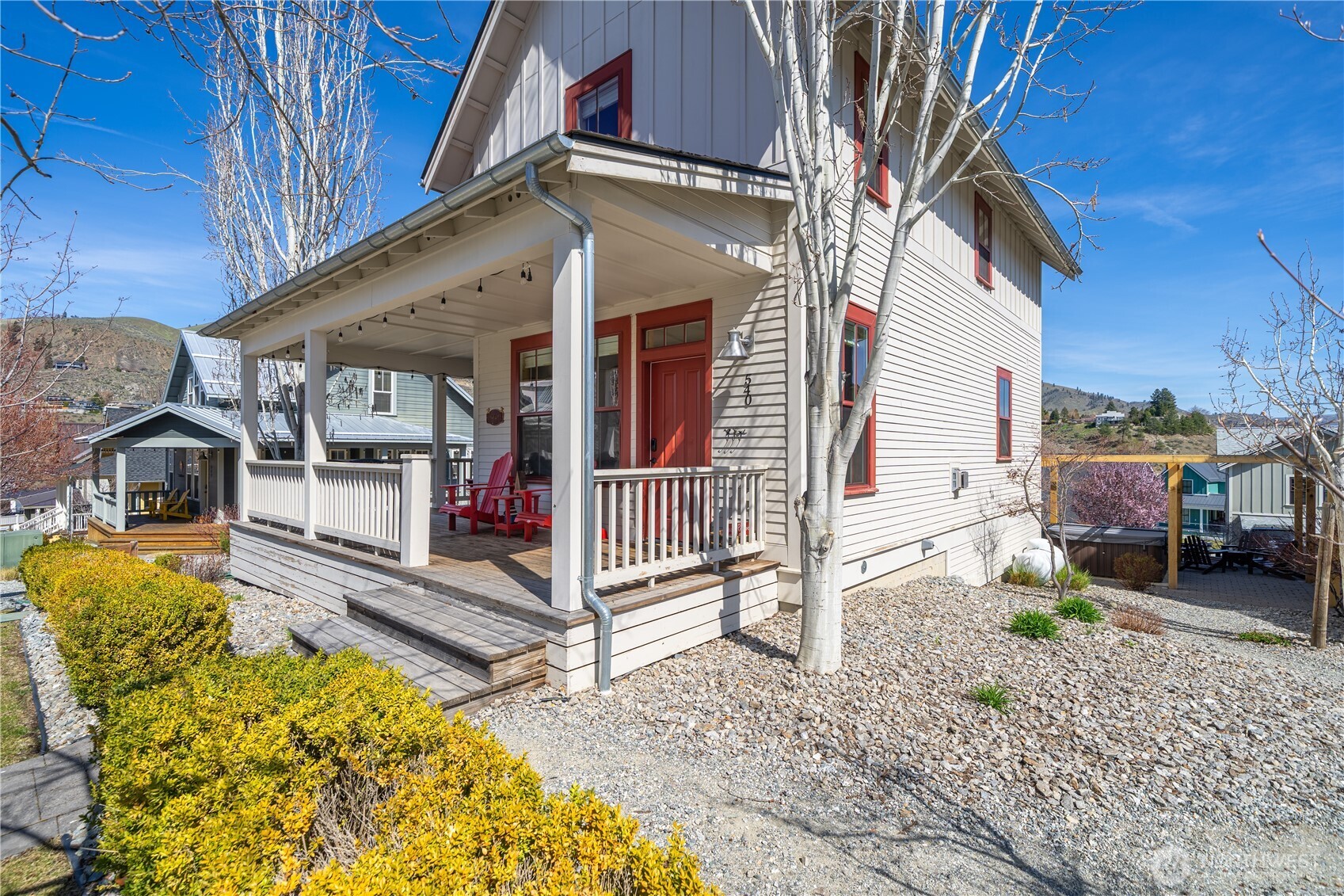 main property photo 1