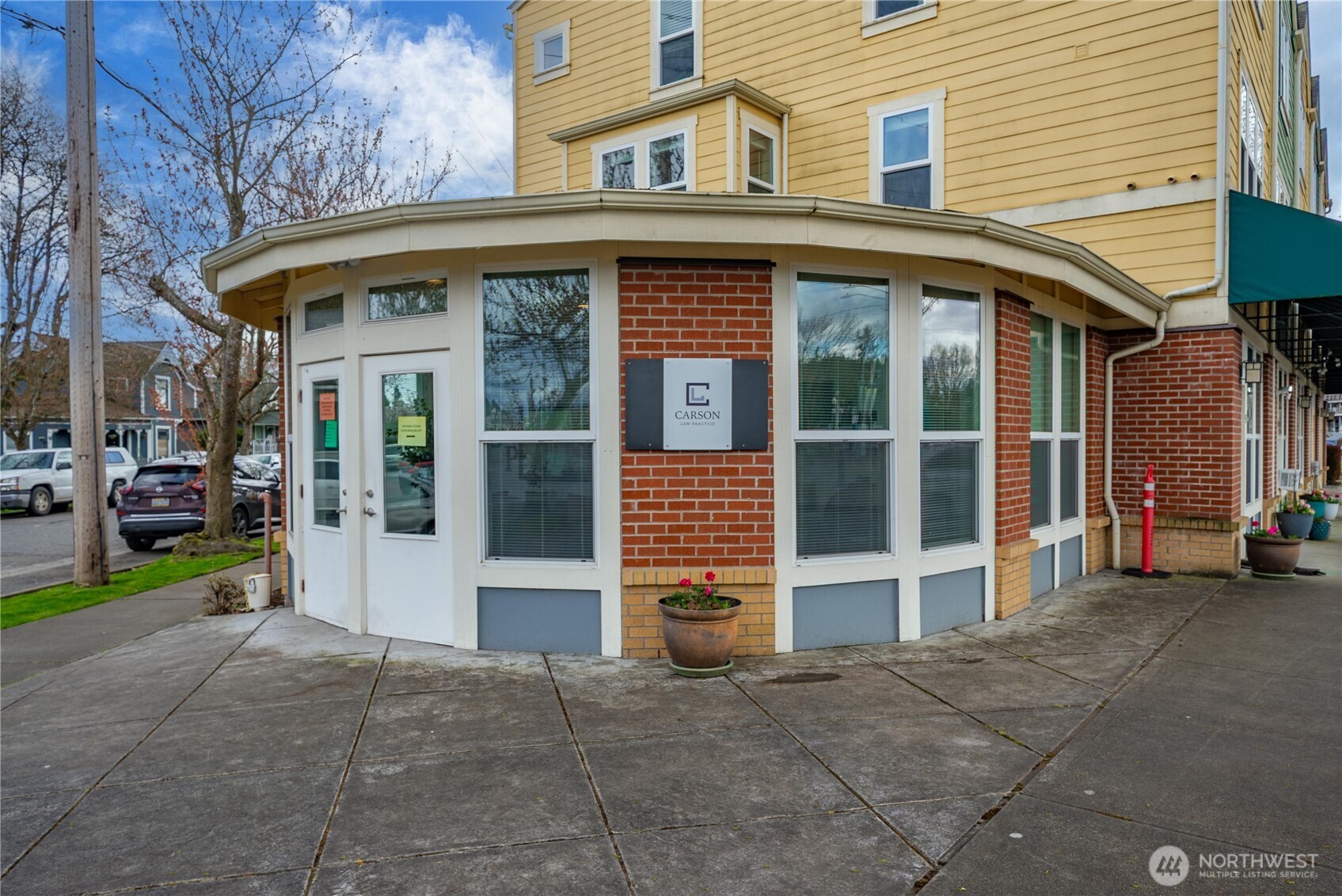 main property photo 29