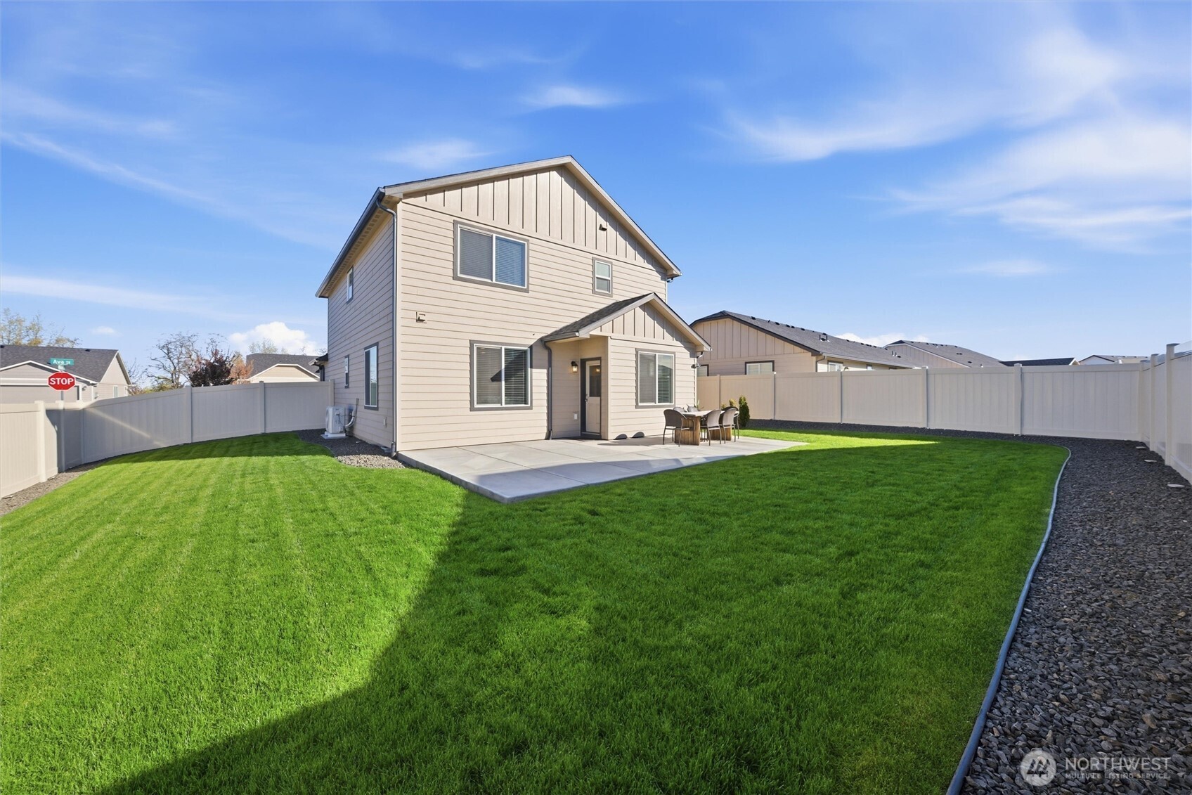 main property photo 32