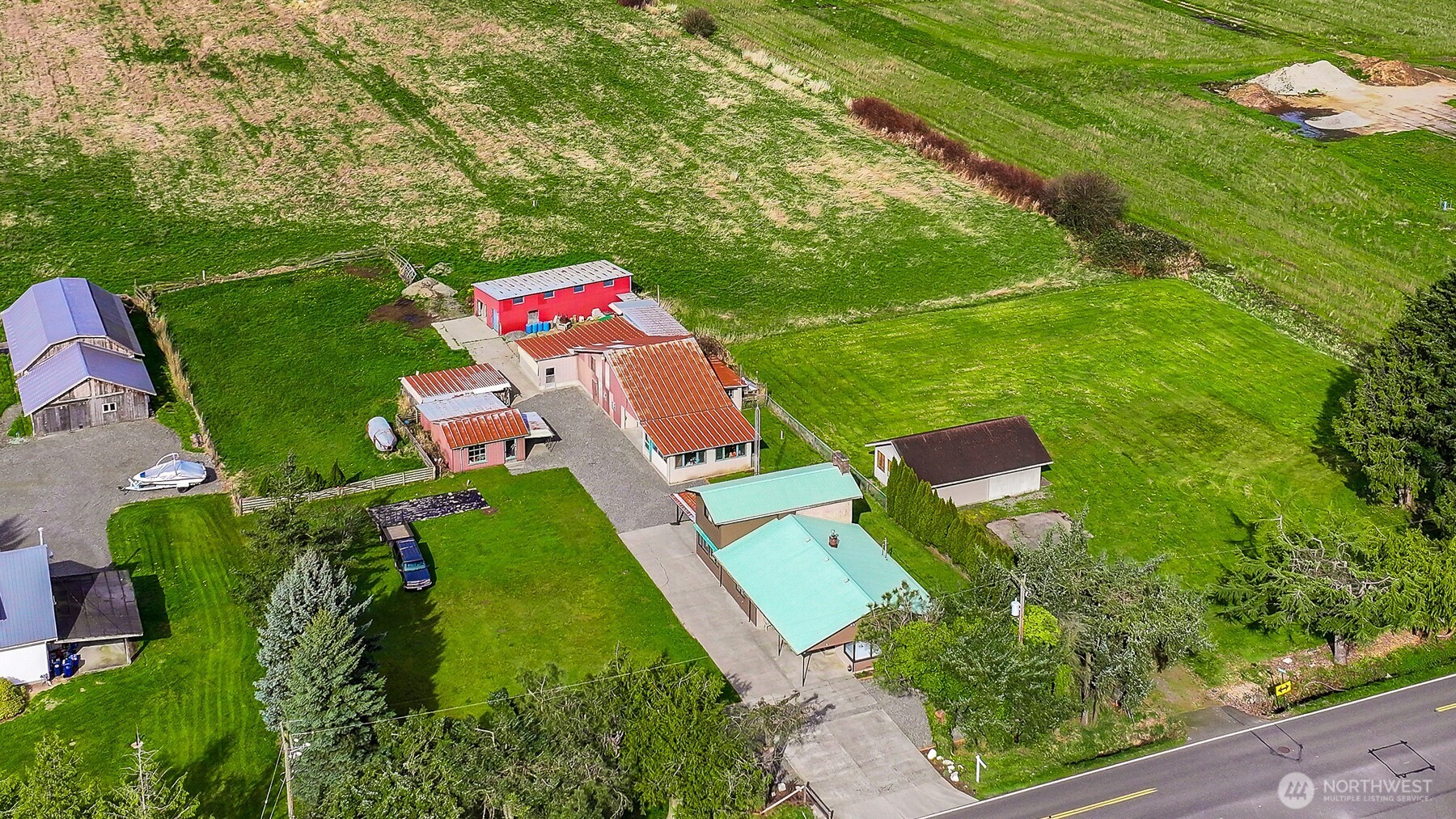 main property photo 18