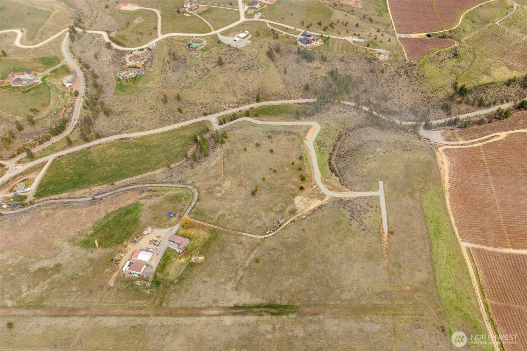 main property photo 7