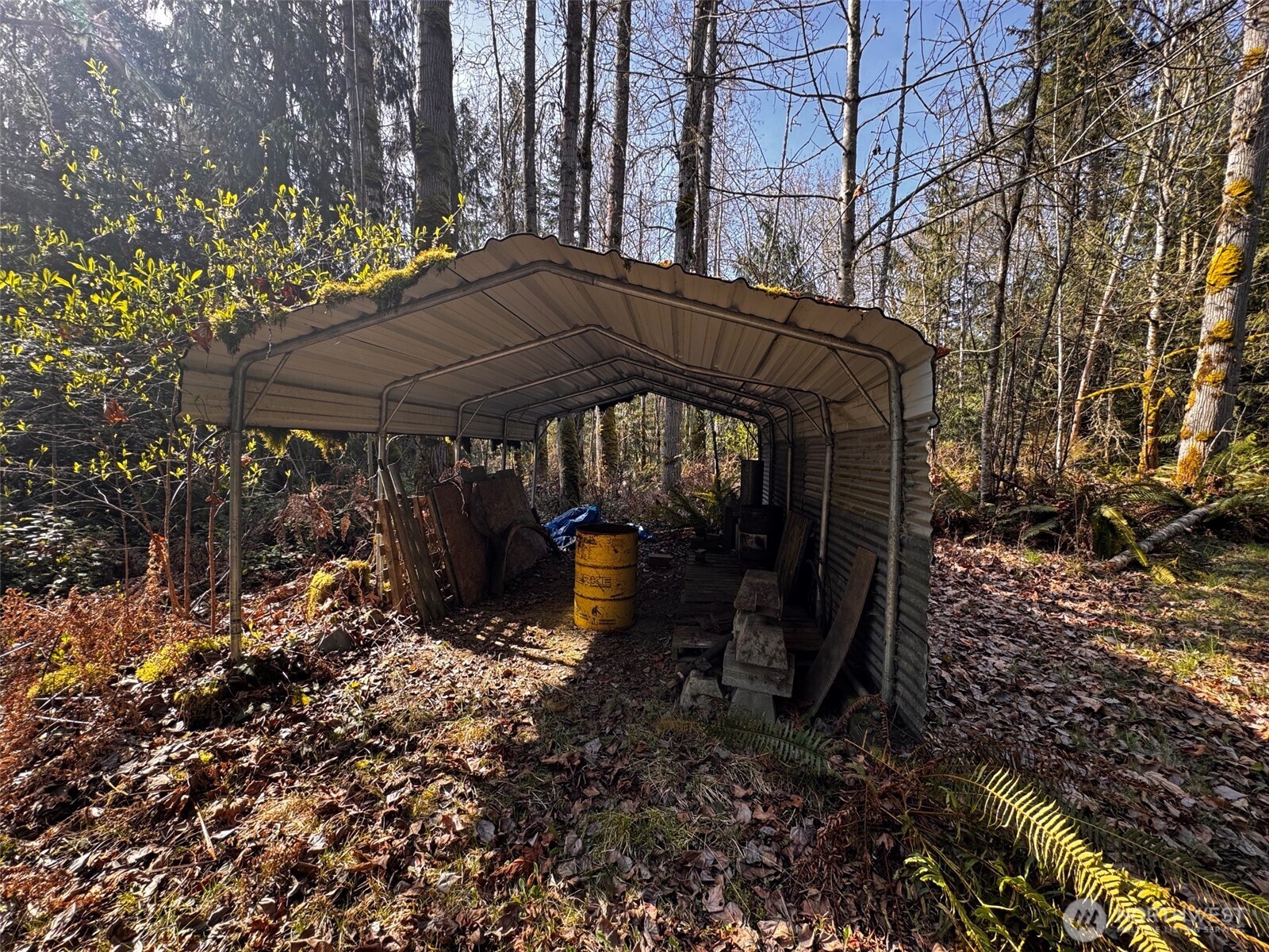 main property photo 16