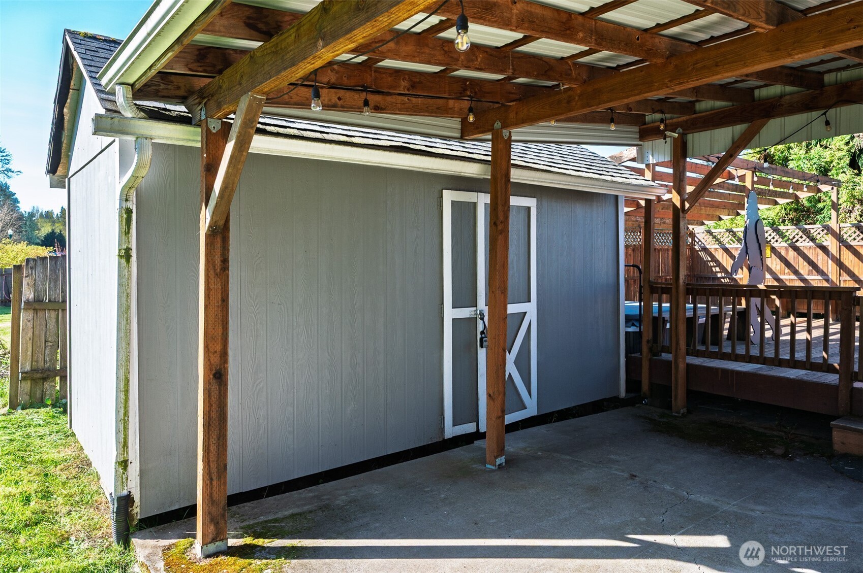 main property photo 31