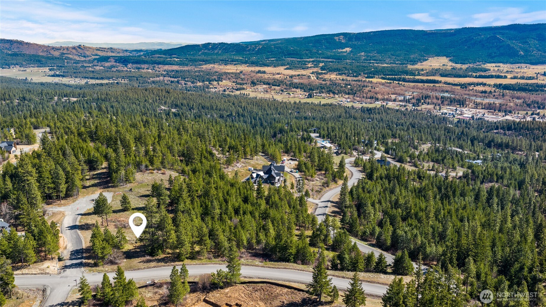 main property photo 12
