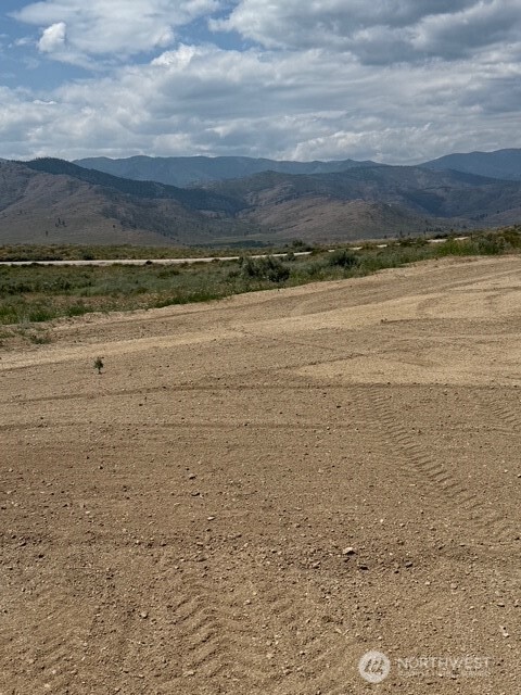 main property photo 28