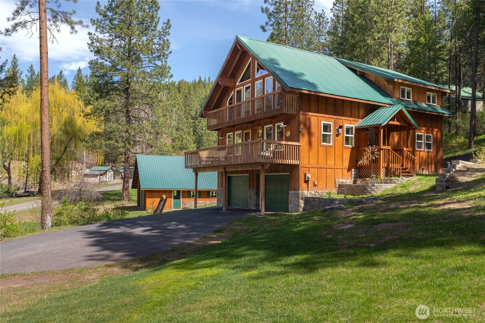 main property photo 1