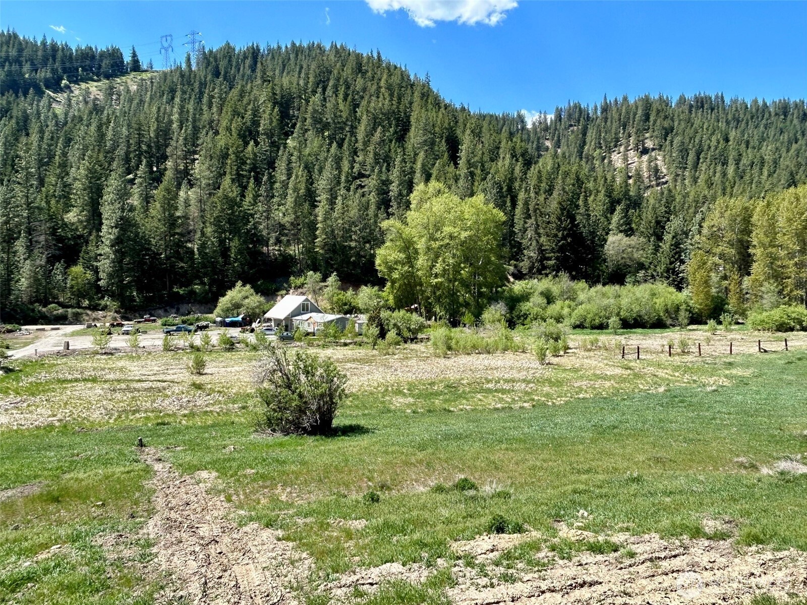 main property photo 7