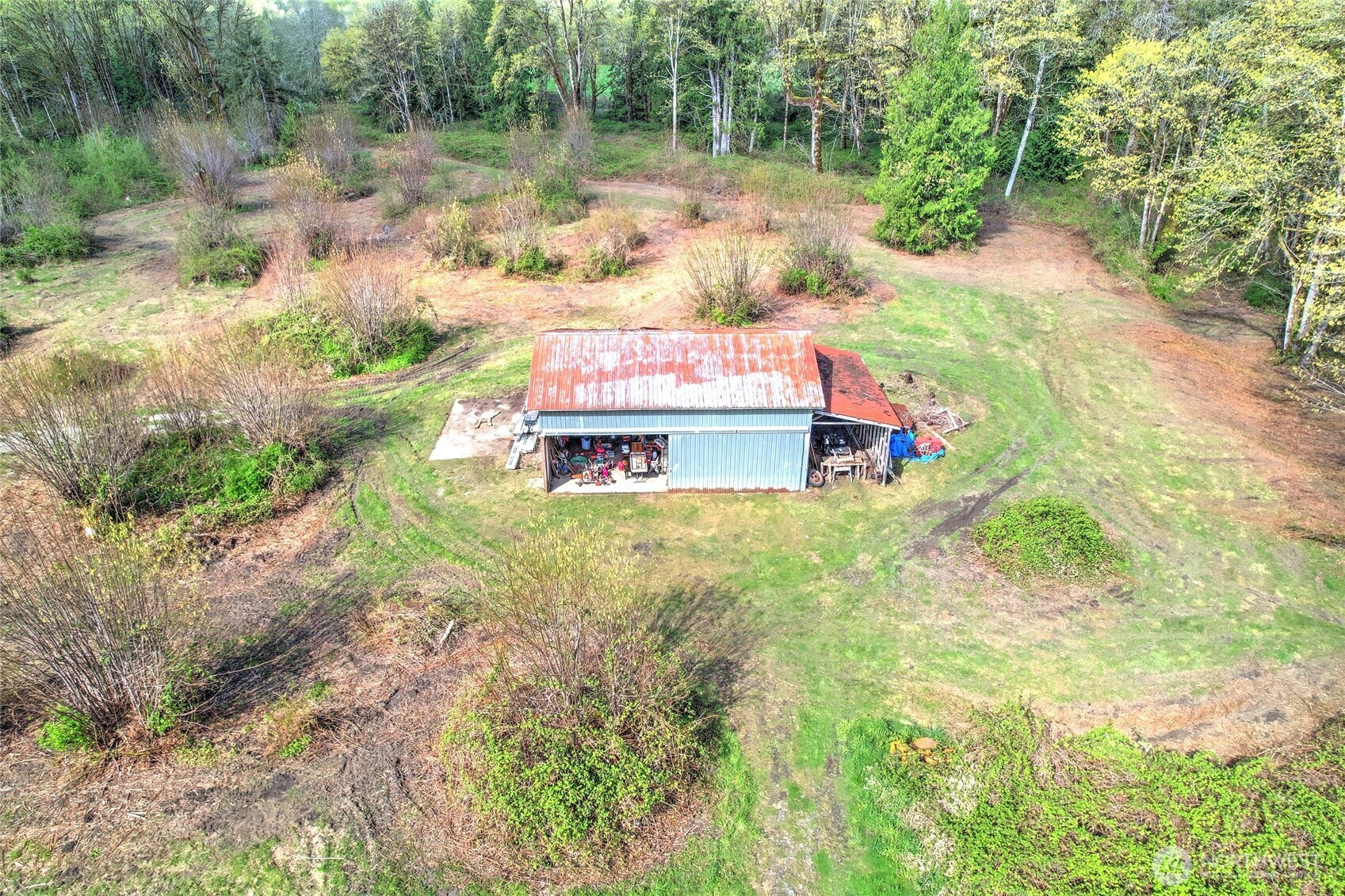 main property photo 20