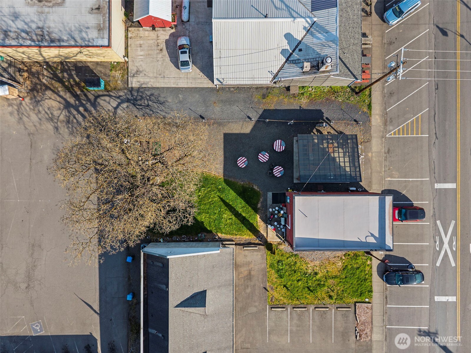 main property photo 5