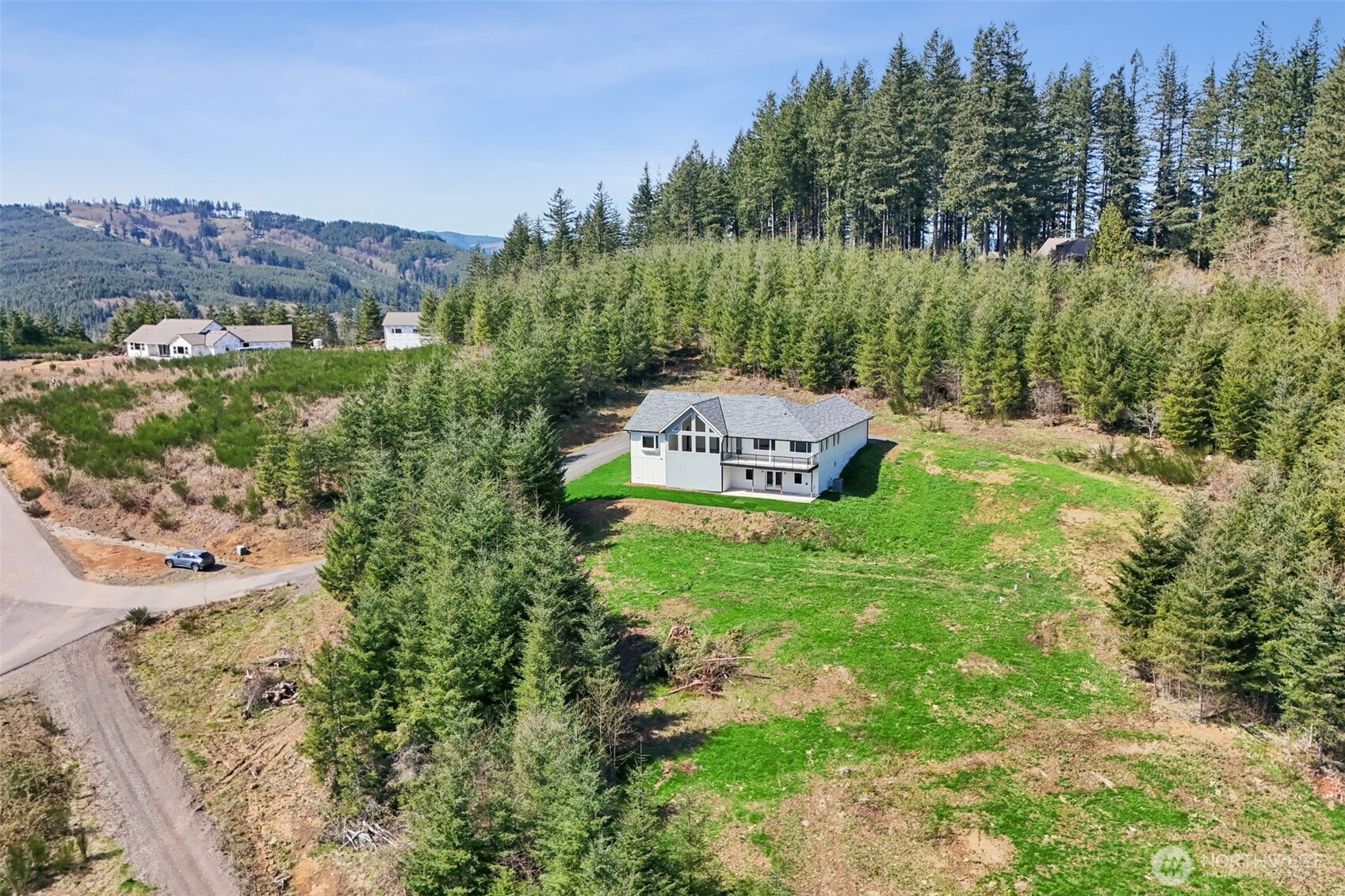 main property photo 38