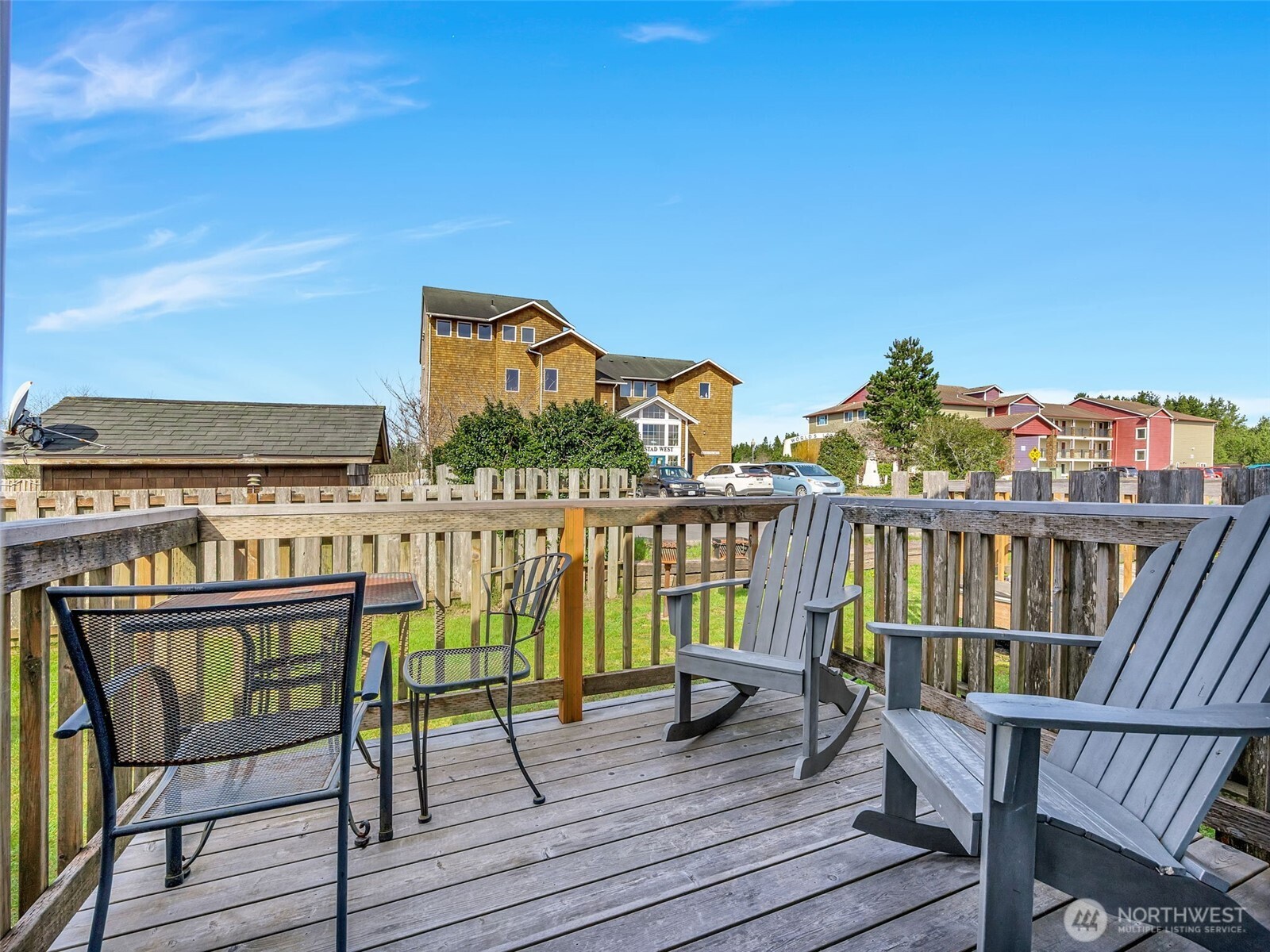 main property photo 14