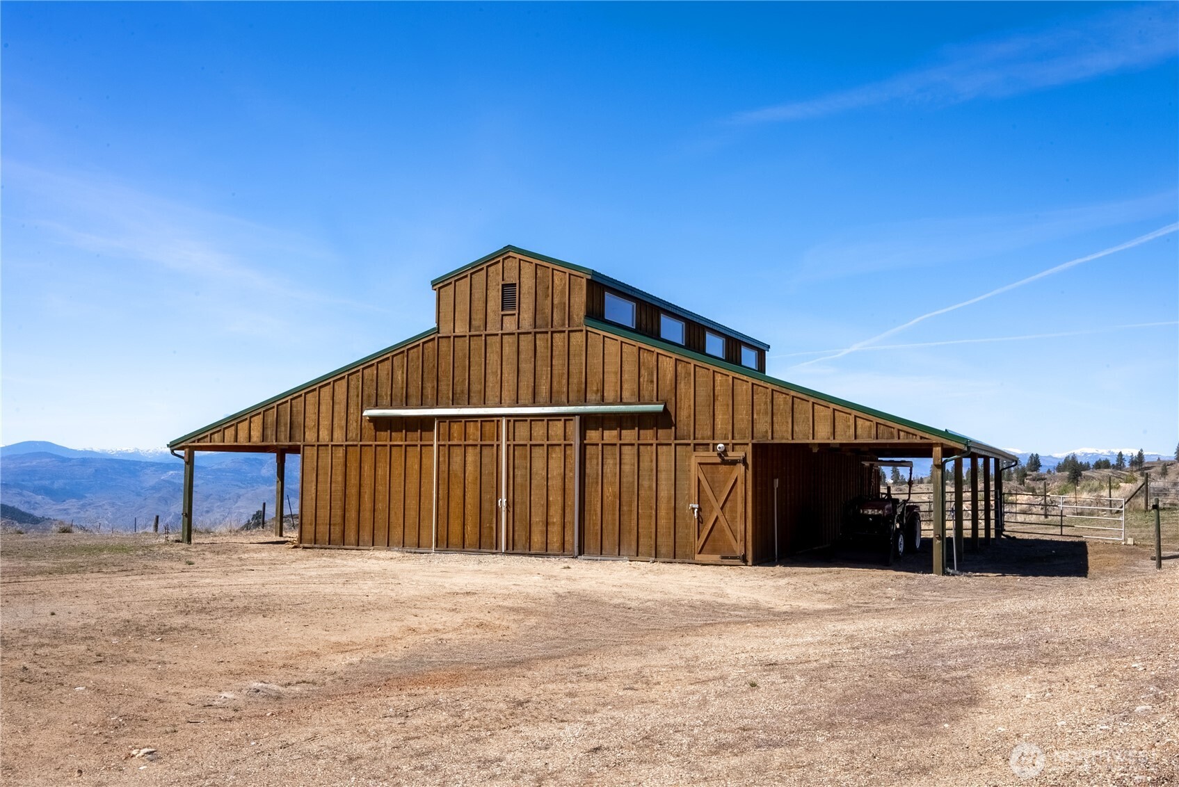 main property photo 29