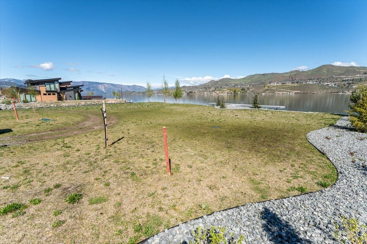 main property photo 10