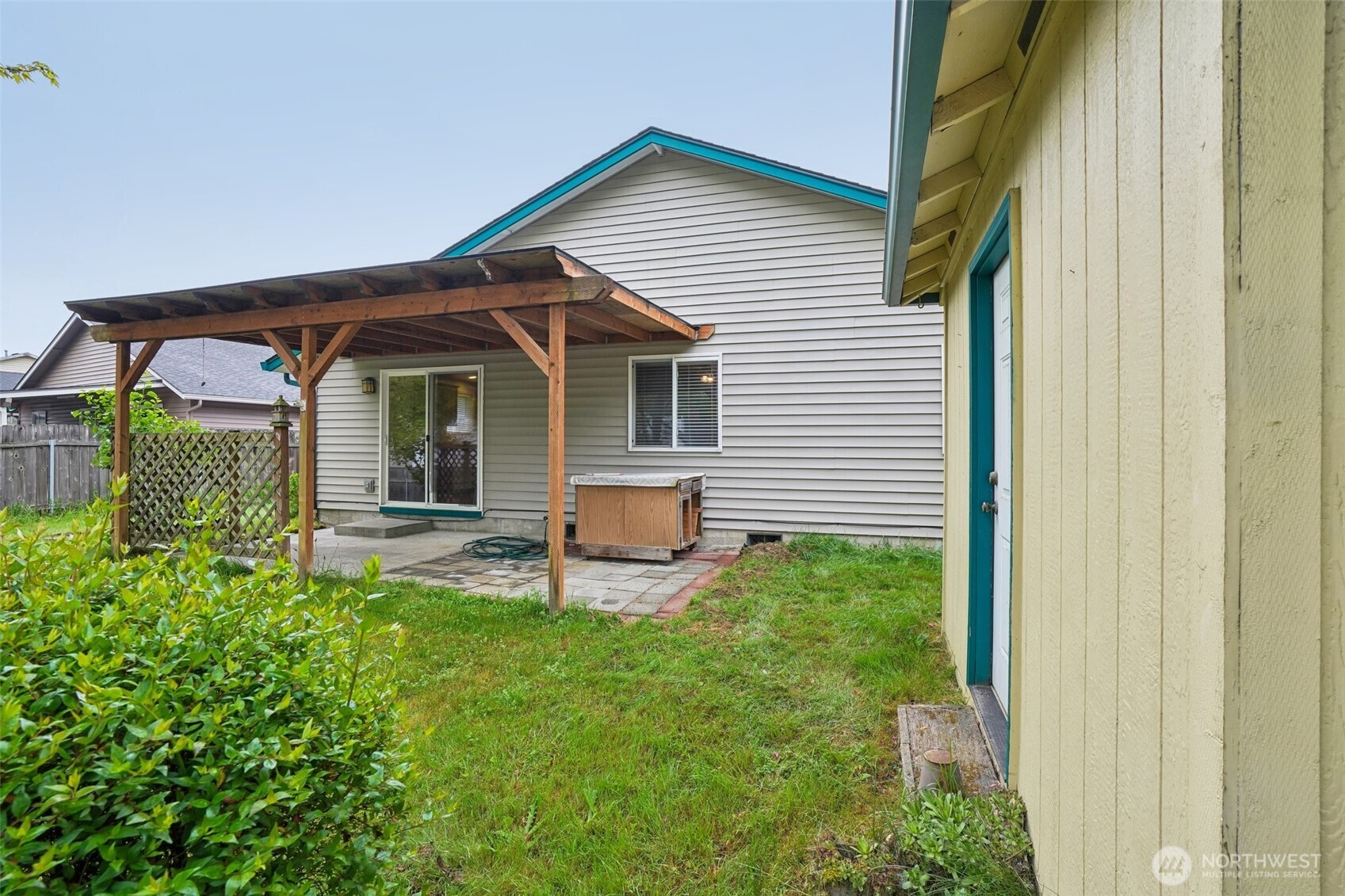 main property photo 19