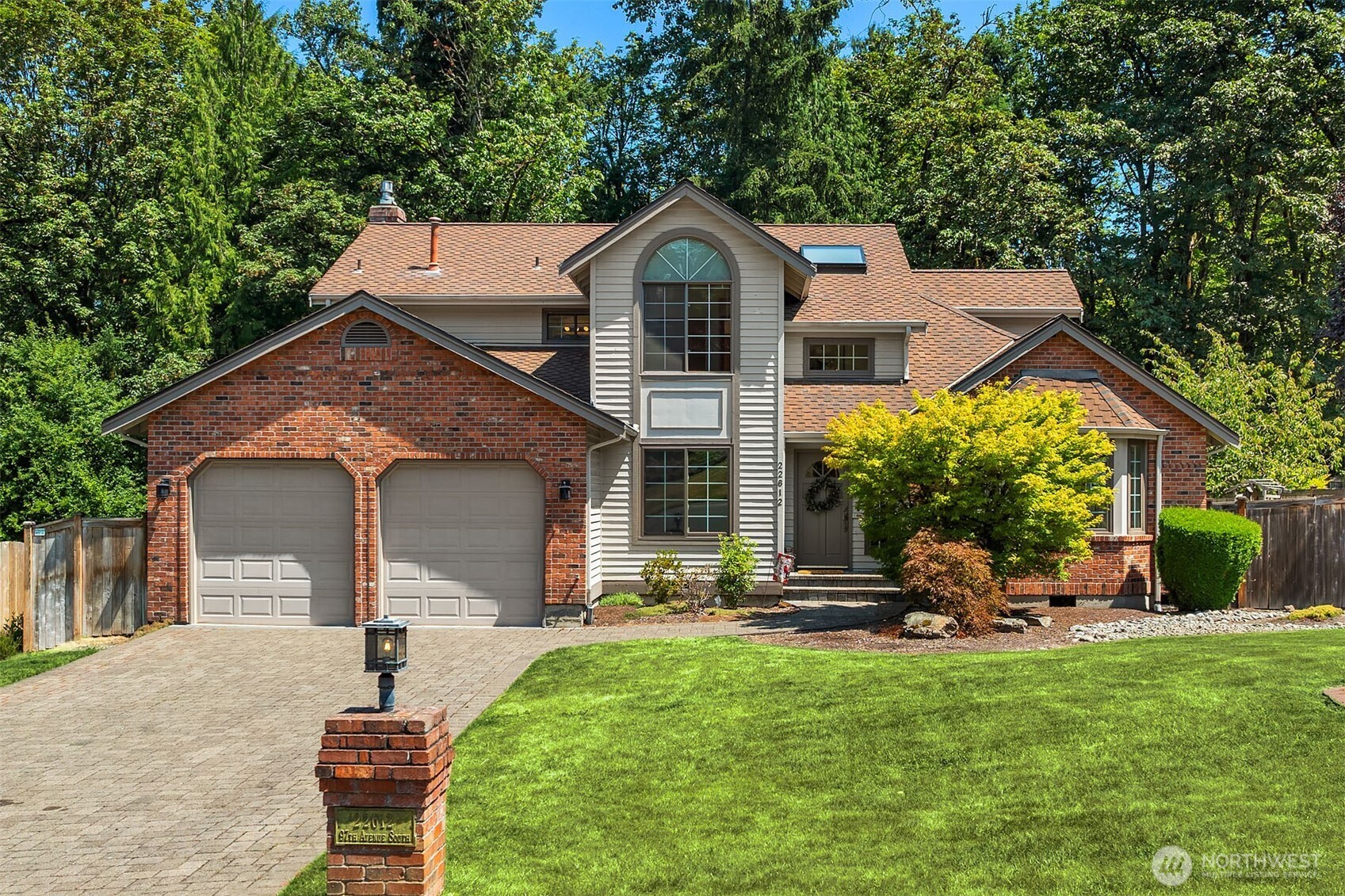 property viewer photo 1
