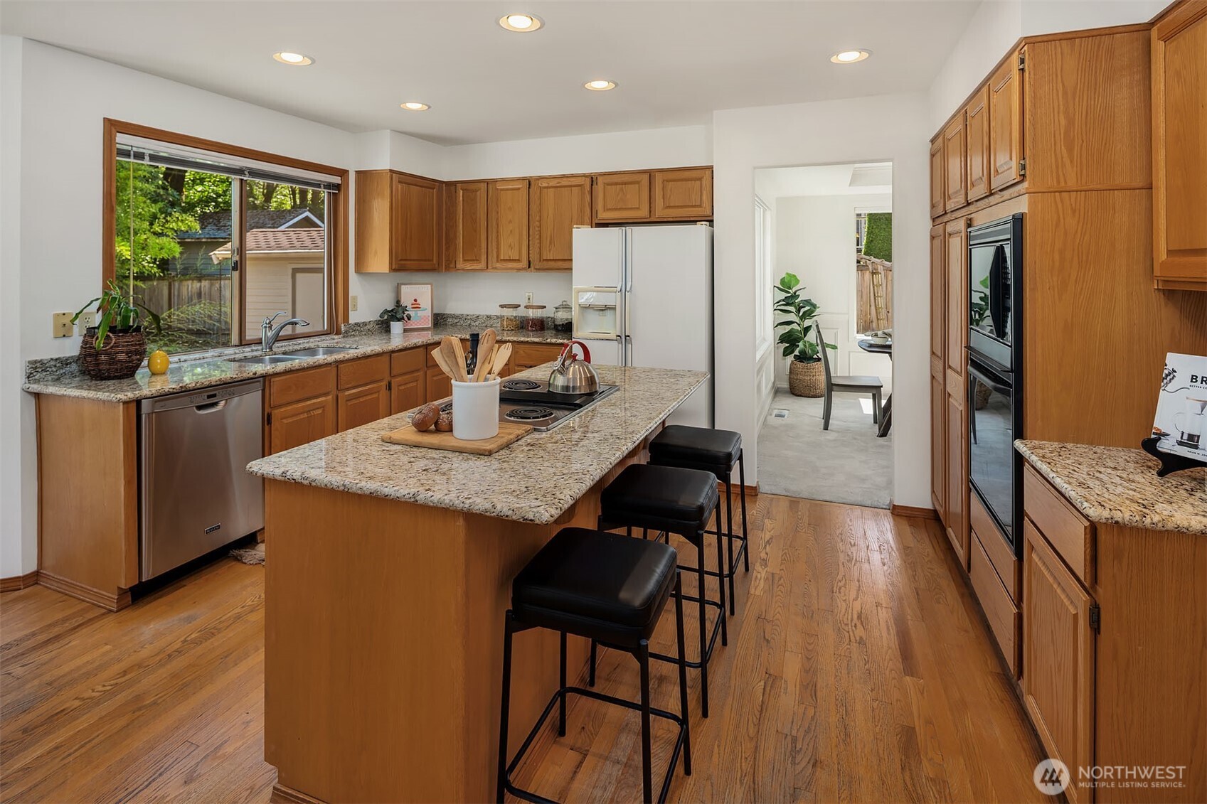property viewer photo 10