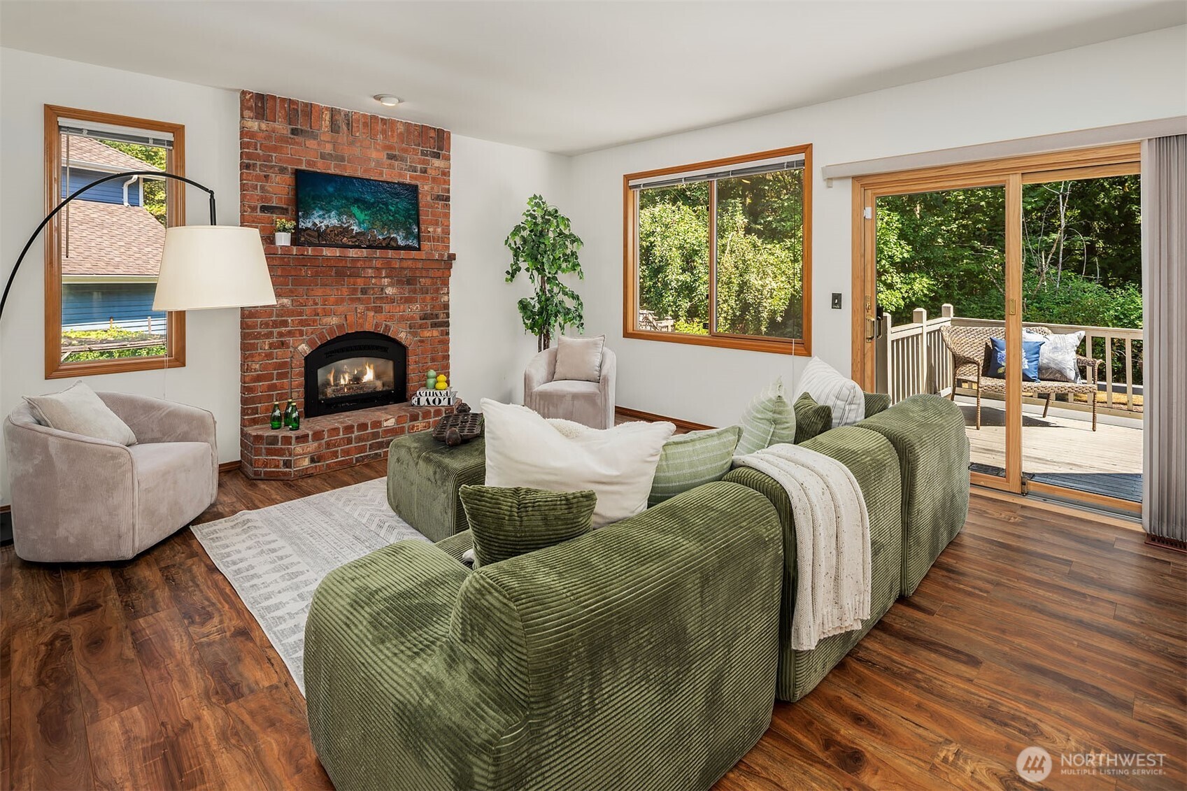 property viewer photo 13