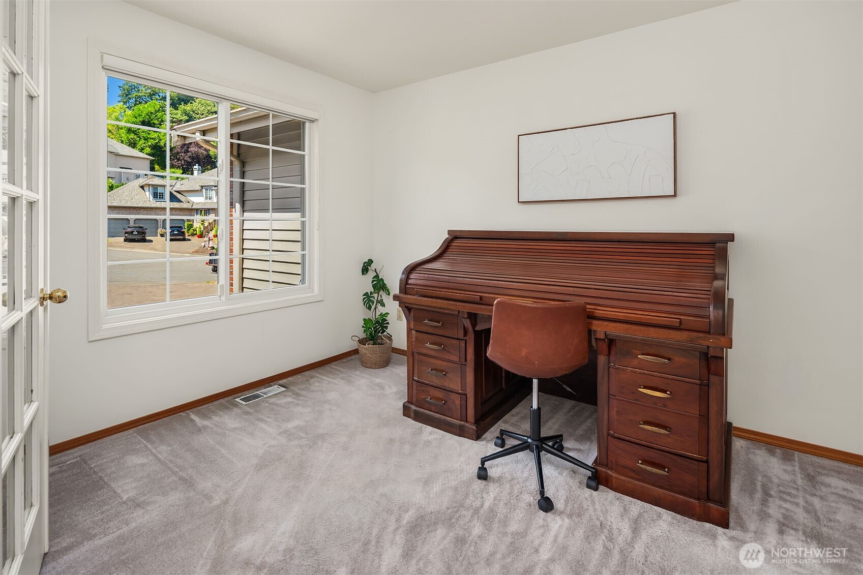 property viewer photo 15