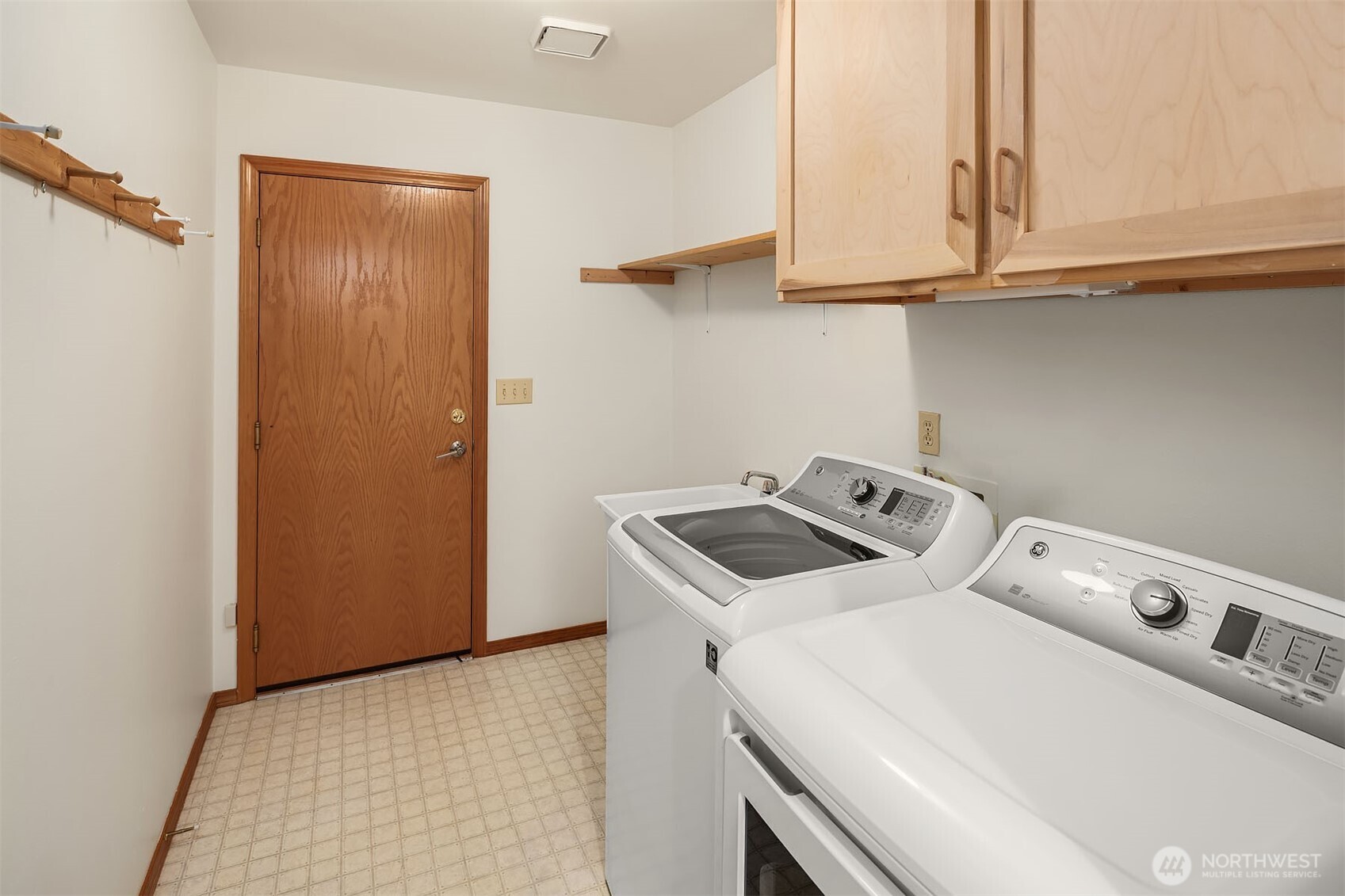 property viewer photo 17