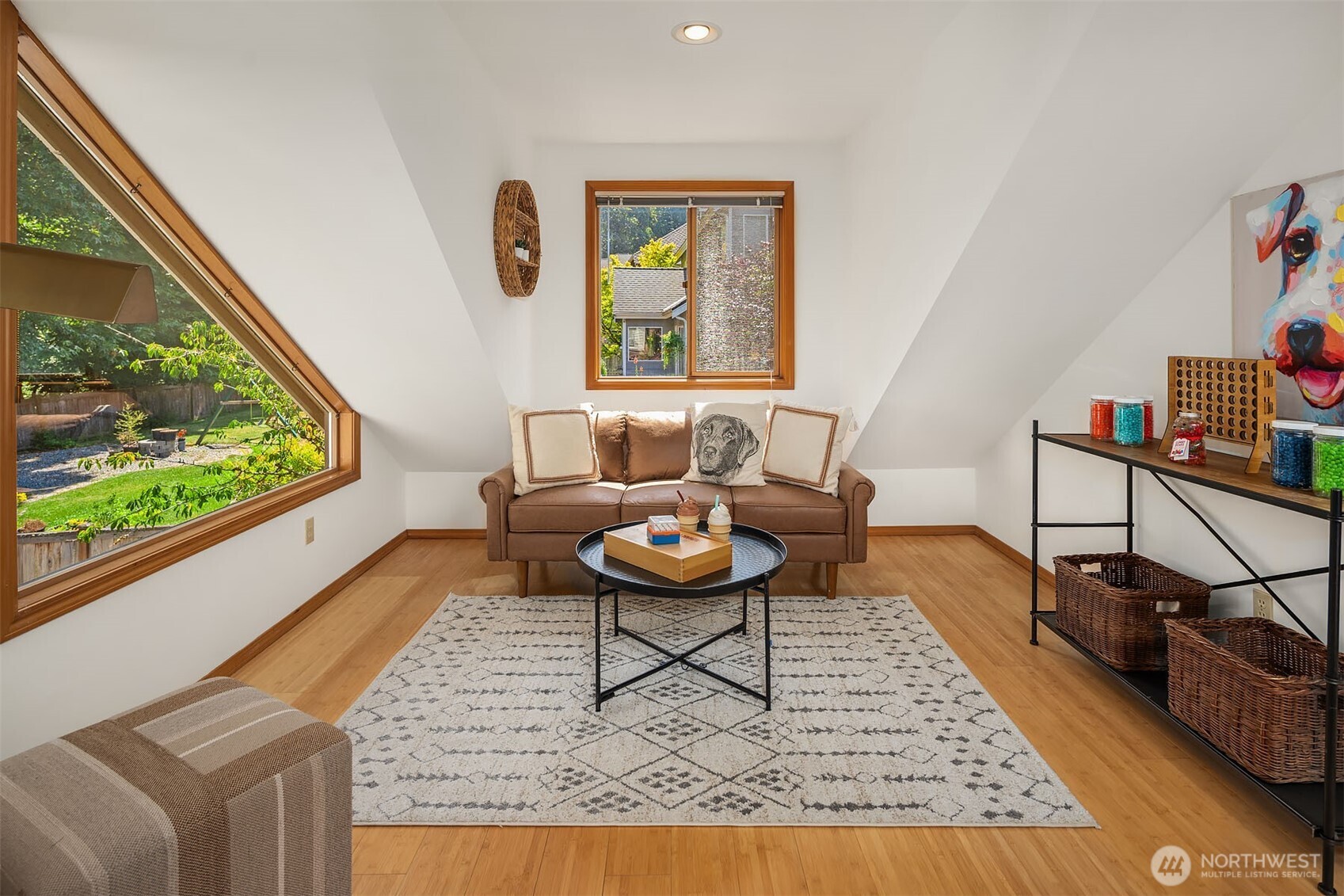 property viewer photo 19