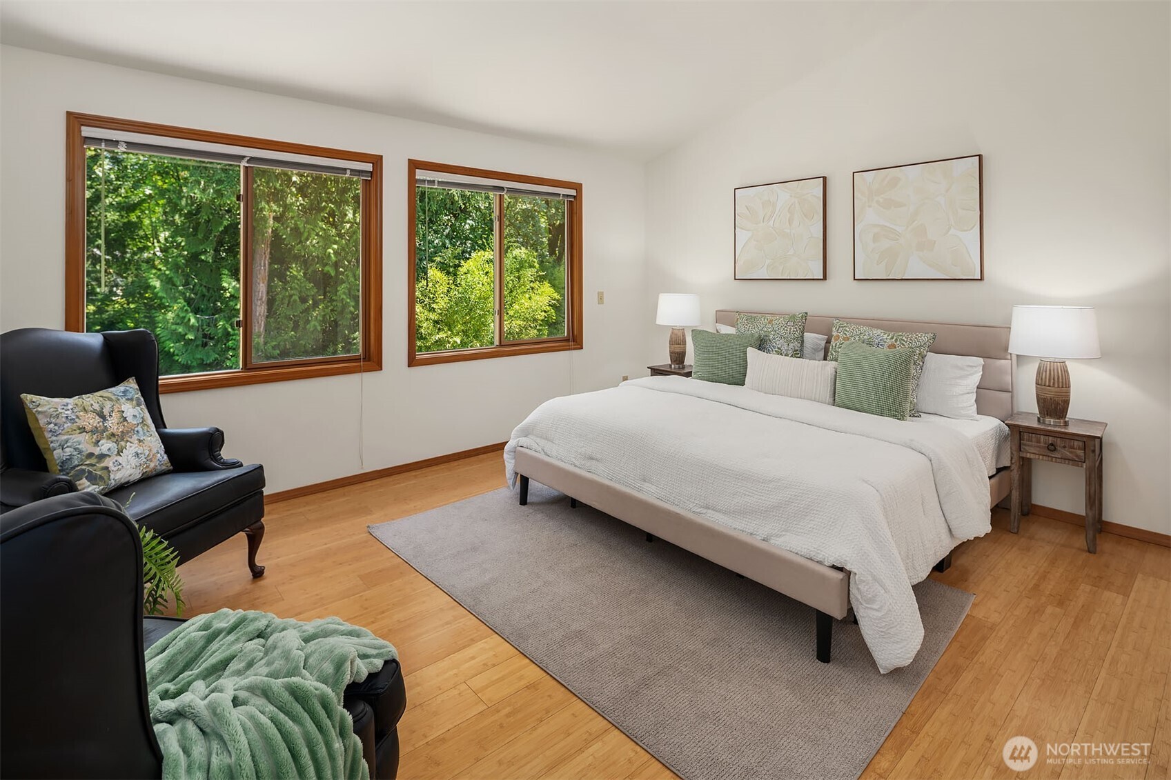 property viewer photo 20