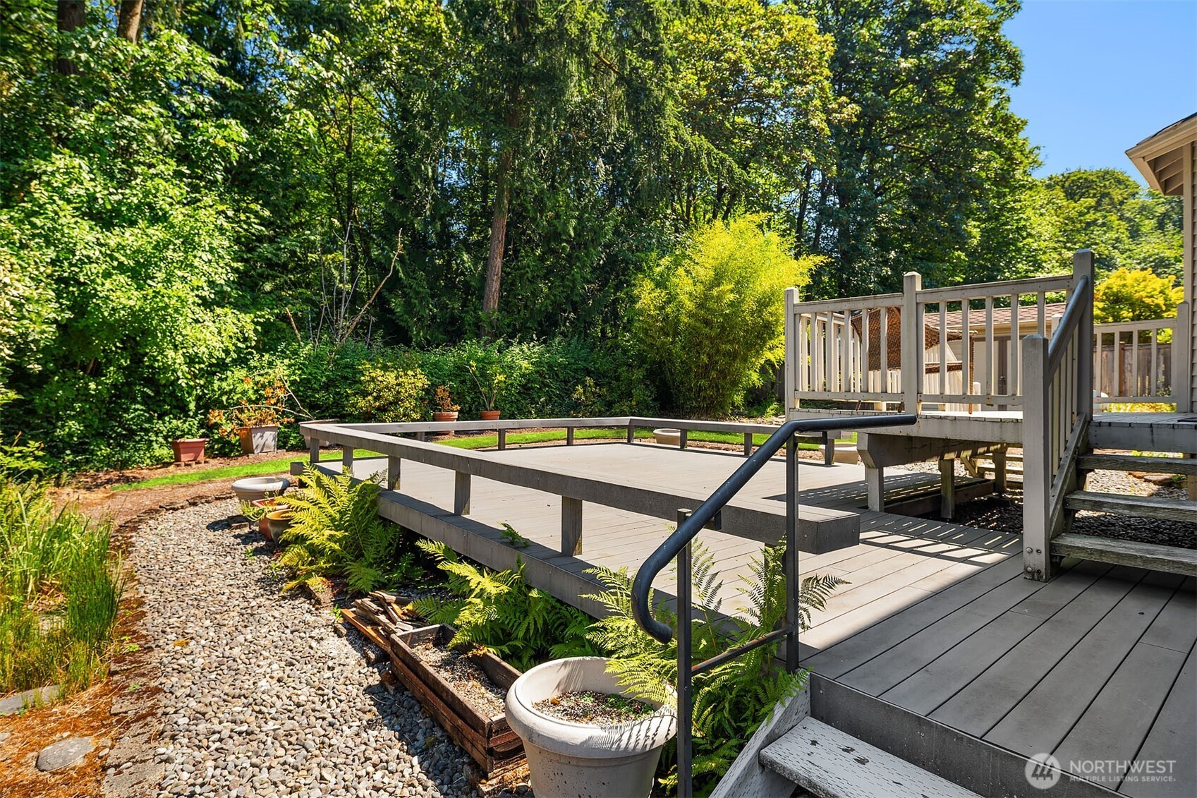 property viewer photo 32
