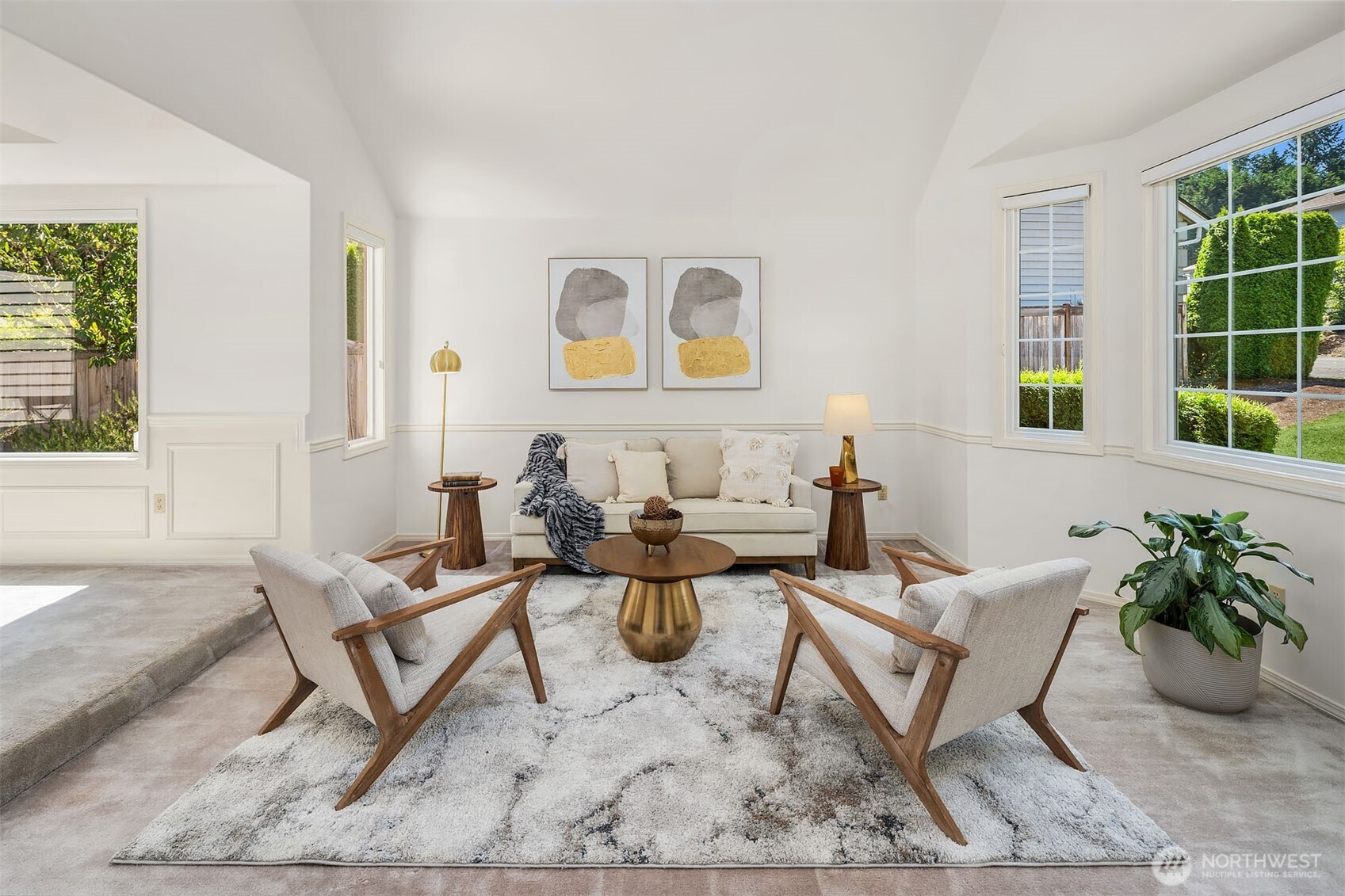 property viewer photo 4