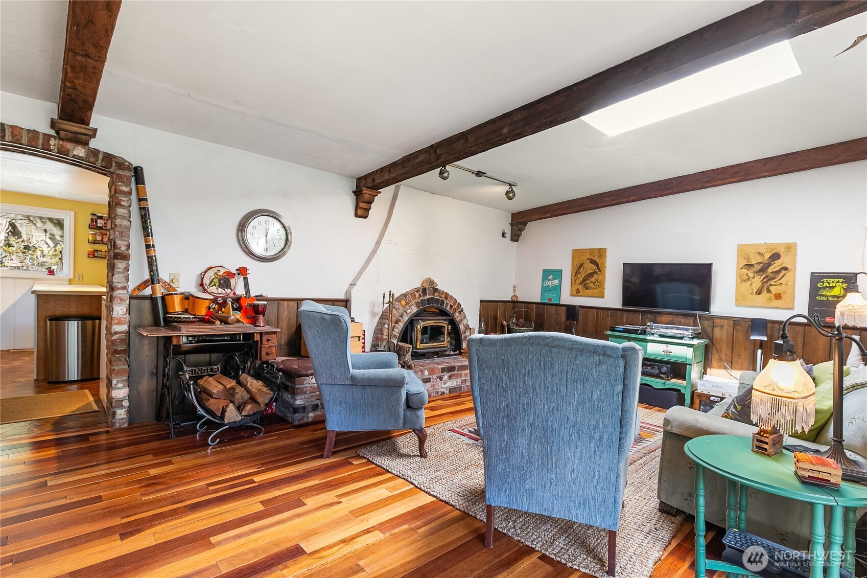 main property photo 17