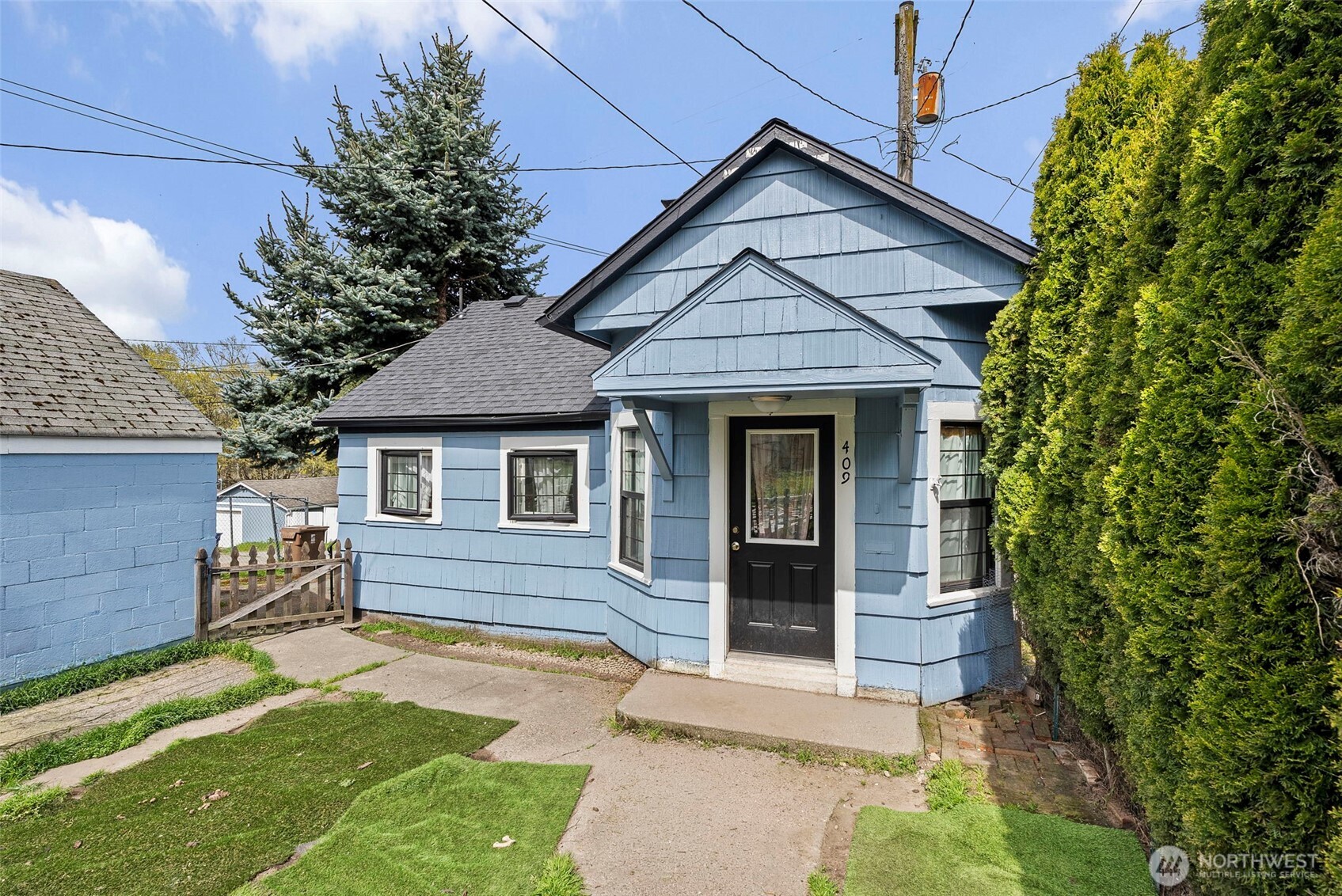main property photo 34