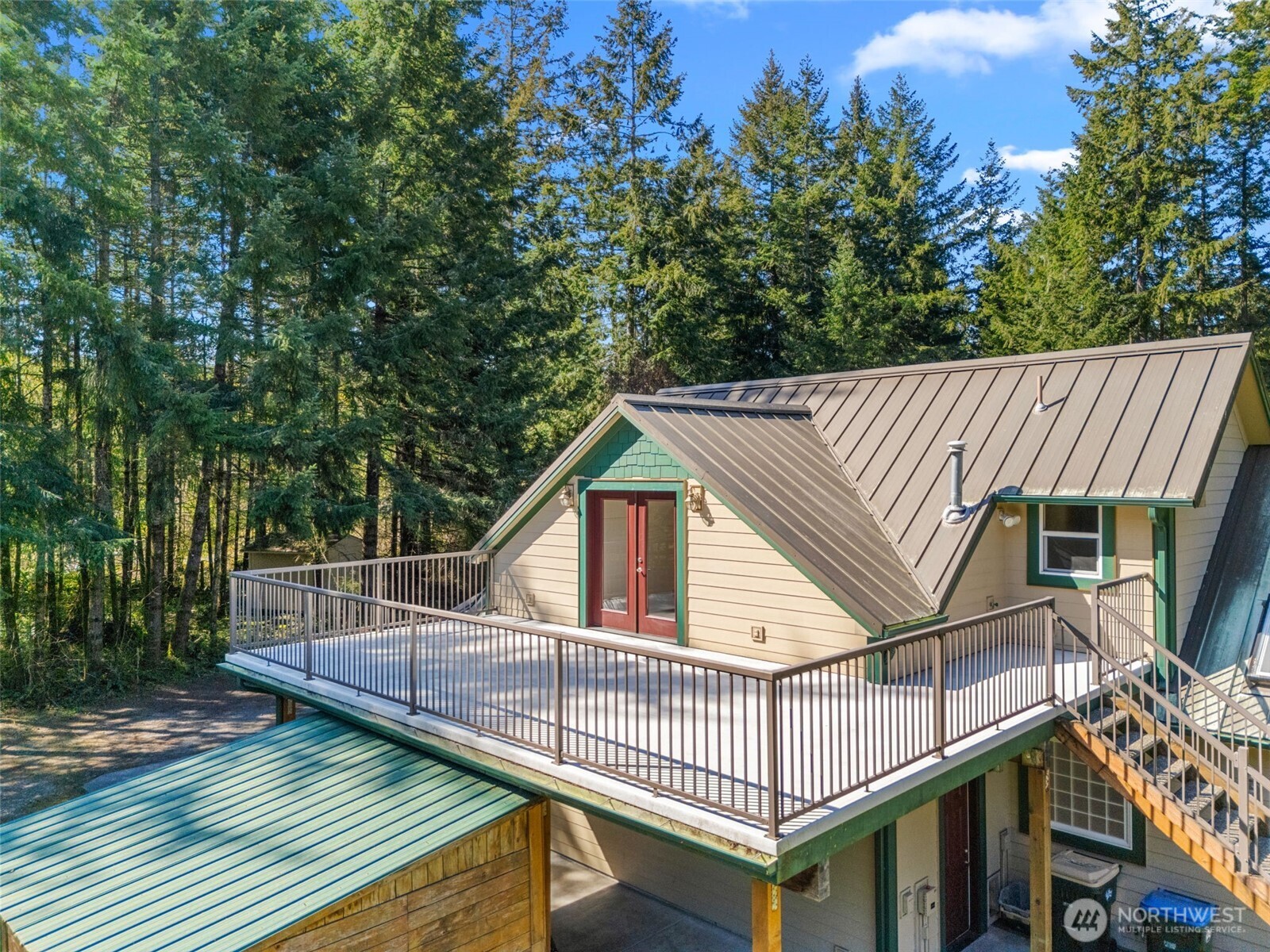 main property photo 23