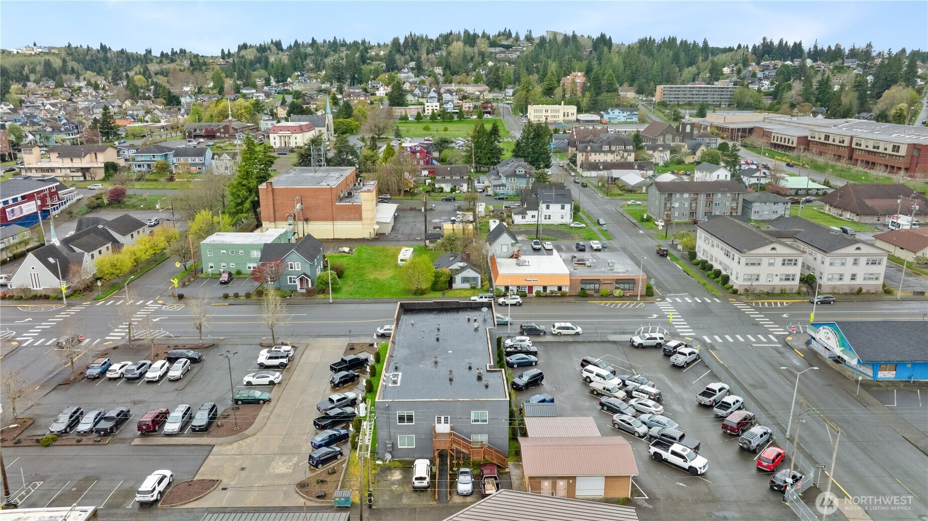 main property photo 16