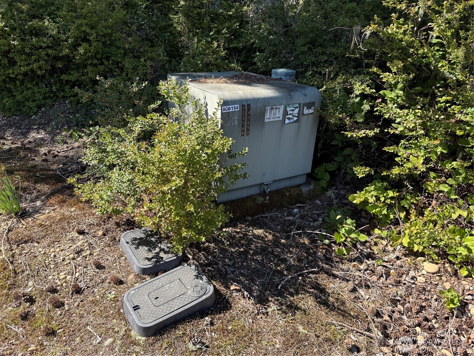 main property photo 13