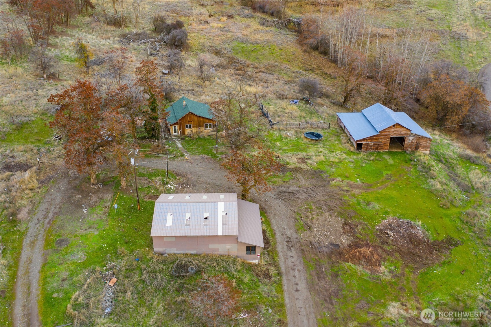 main property photo 26