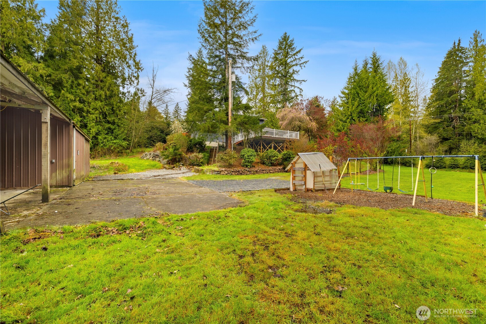 main property photo 31