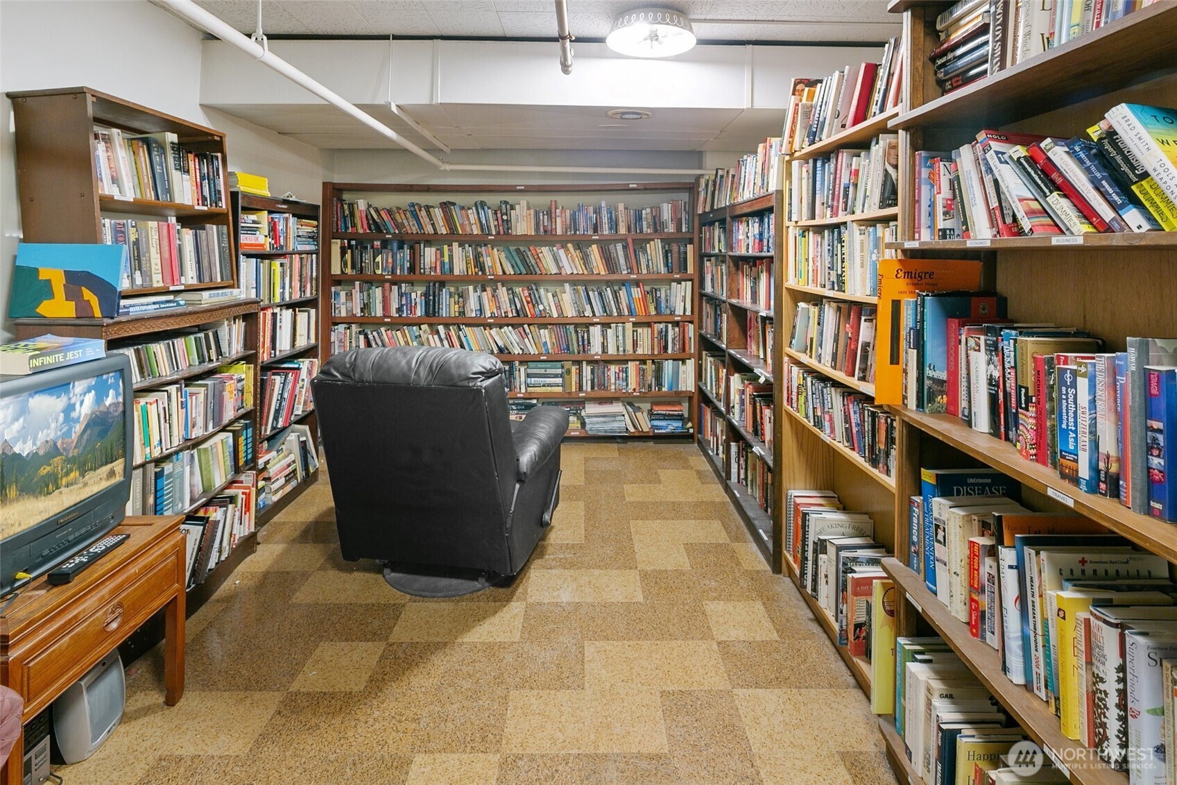 main property photo 26