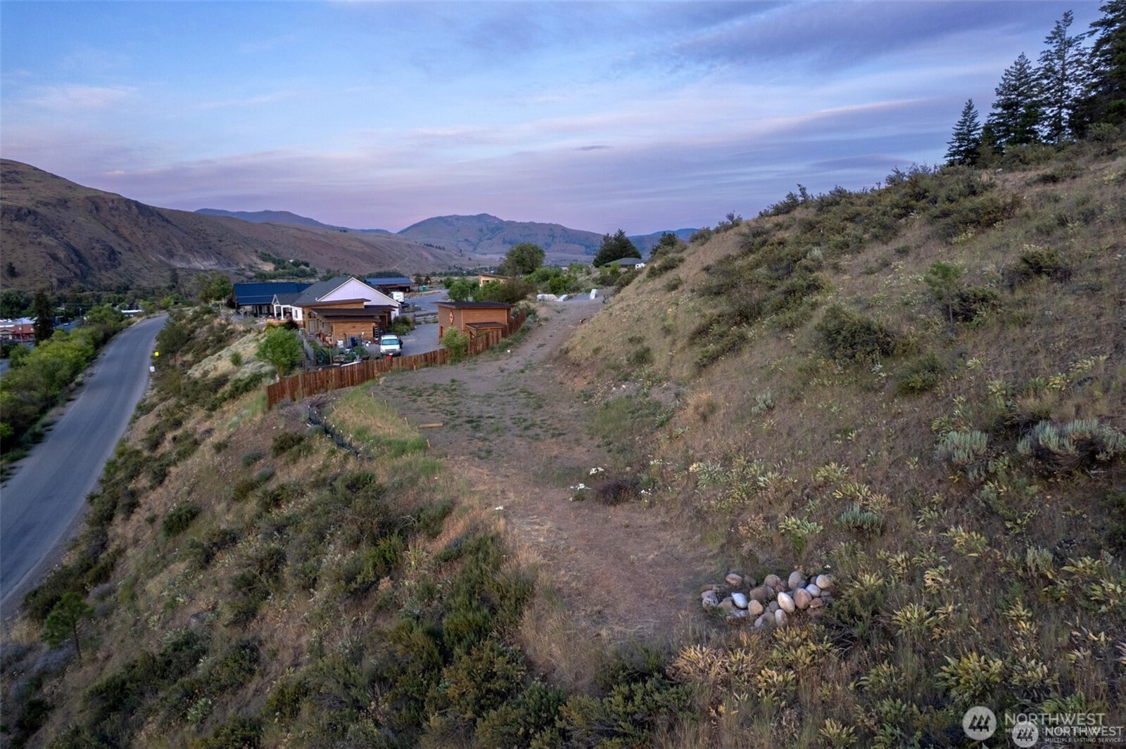 main property photo 7