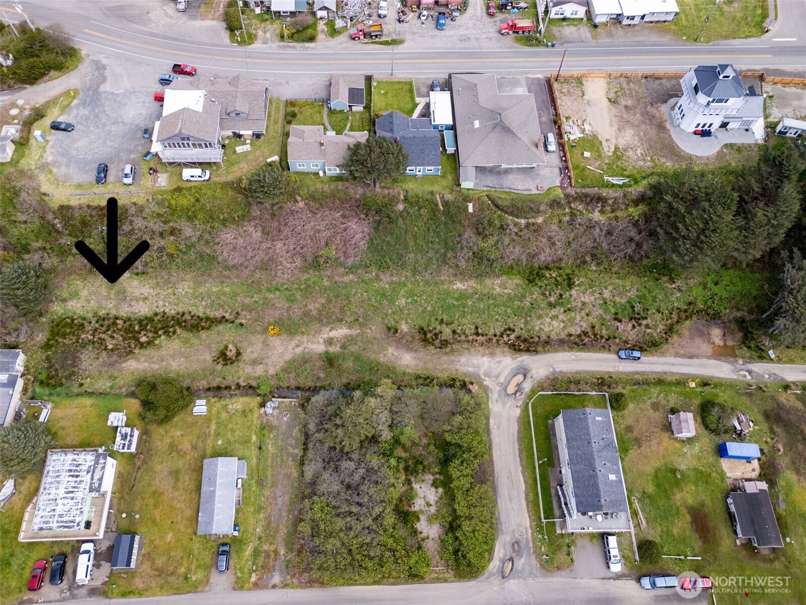 main property photo 8
