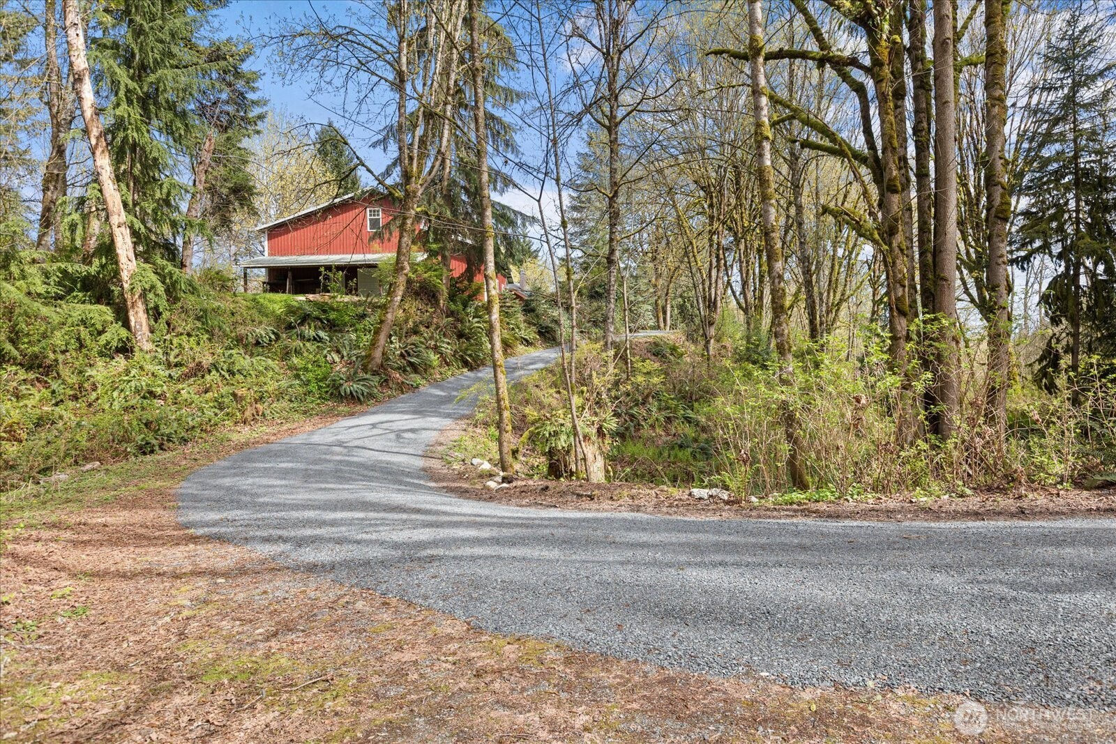 main property photo 32