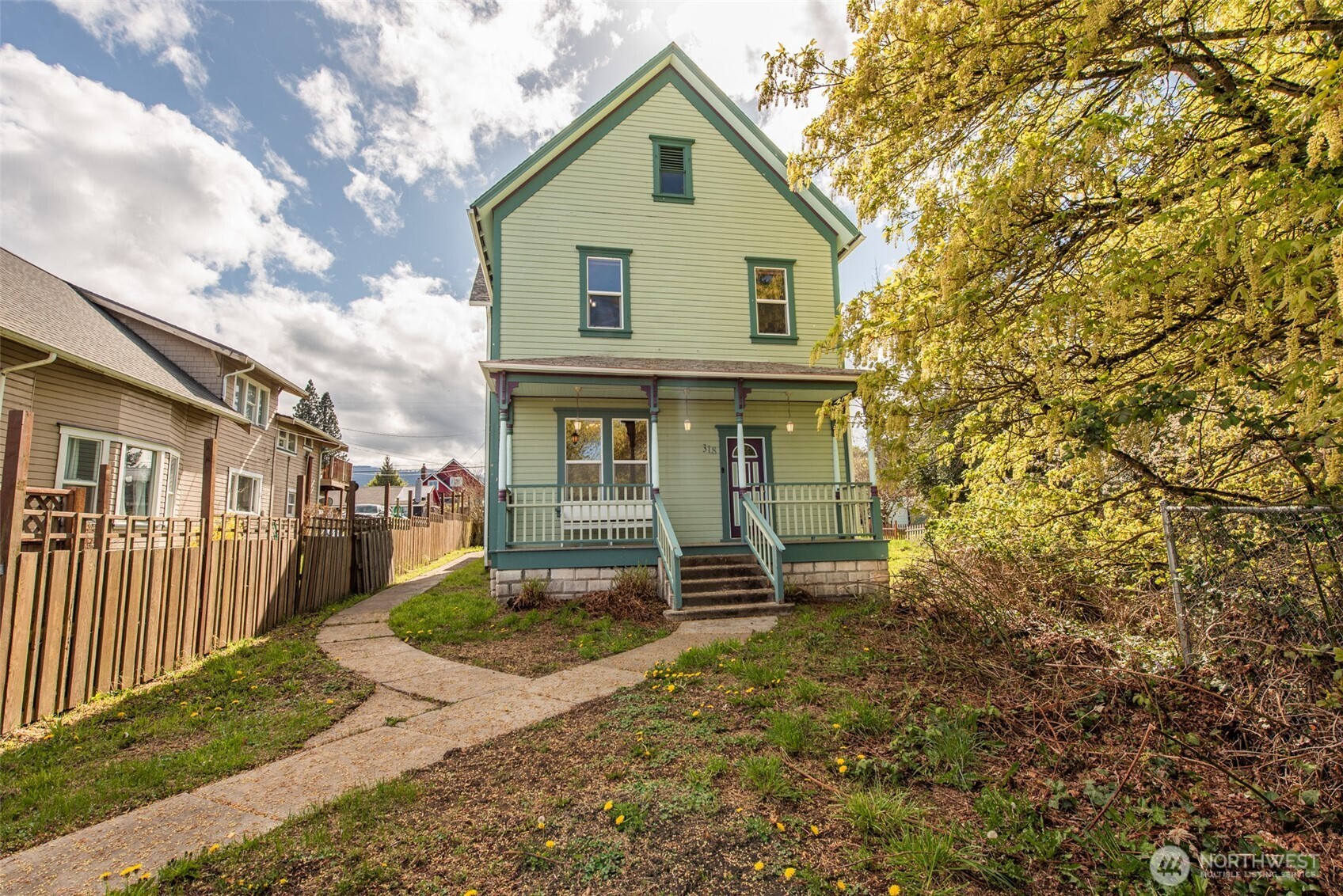 main property photo 8