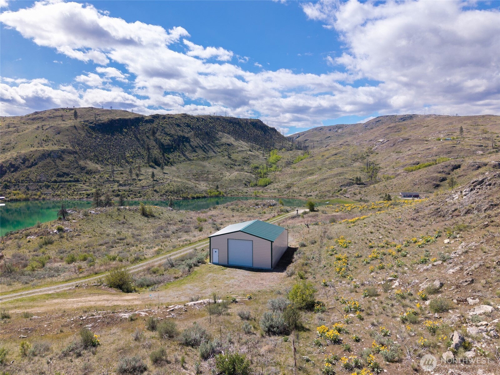 main property photo 5