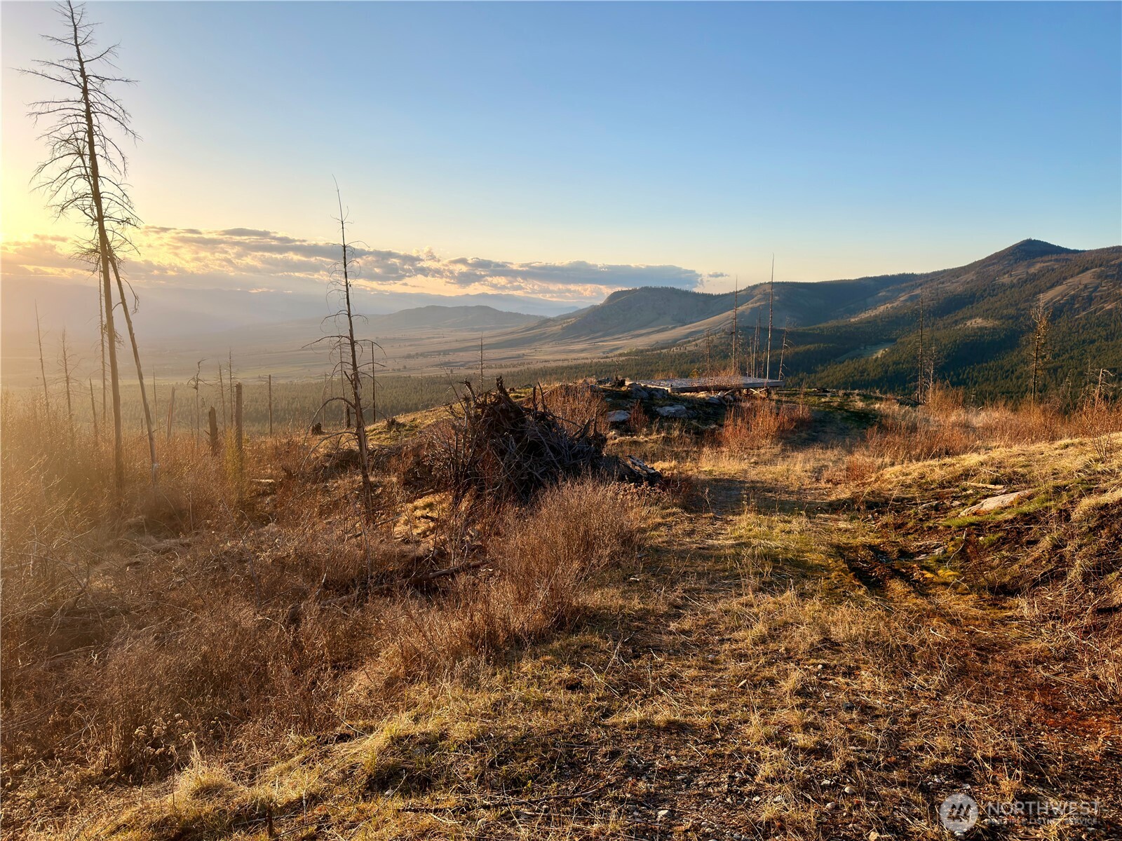 main property photo 18