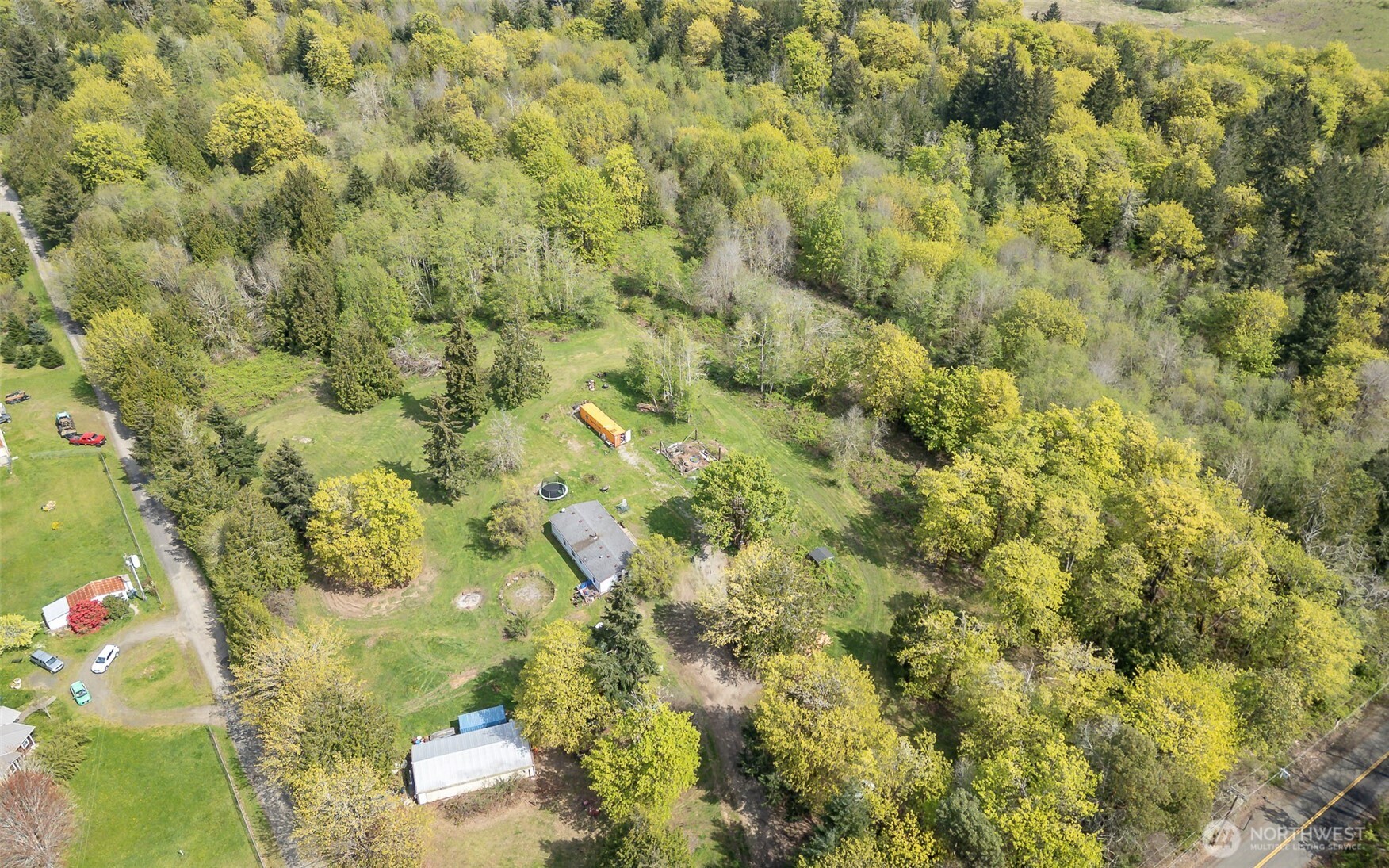 main property photo 36