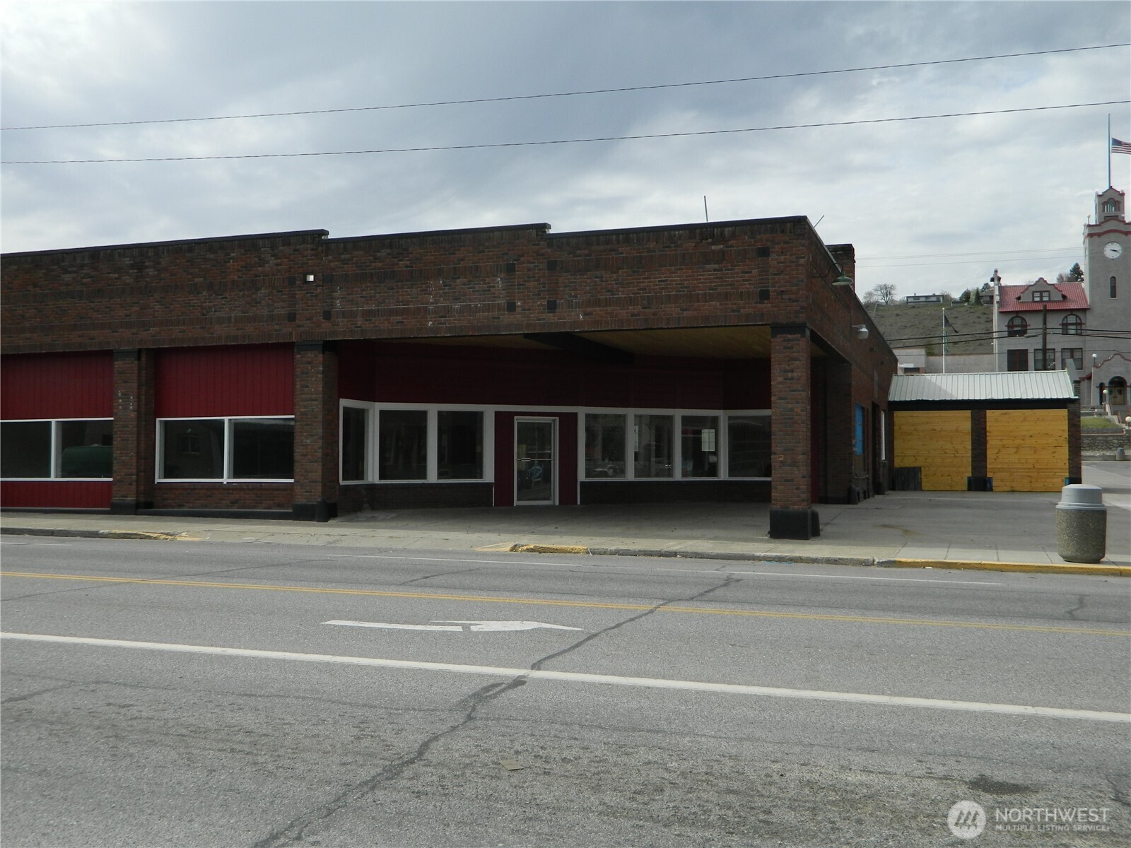 main property photo 2