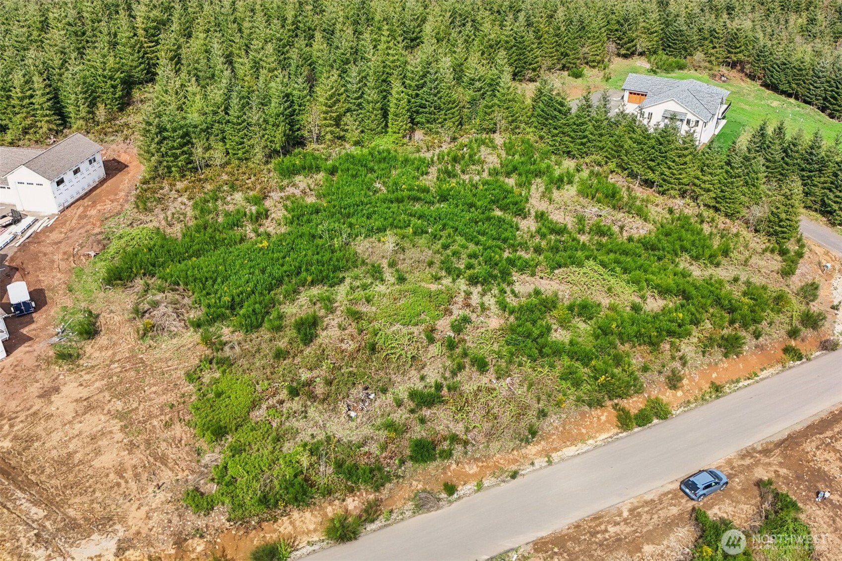 main property photo 21