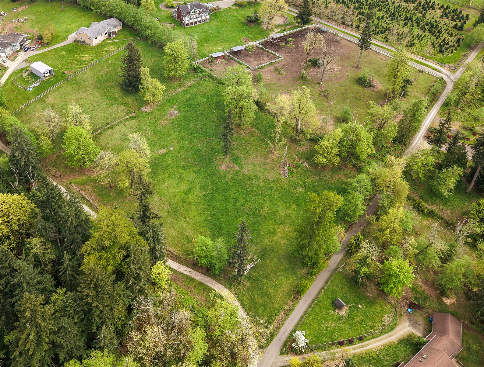 main property photo 30
