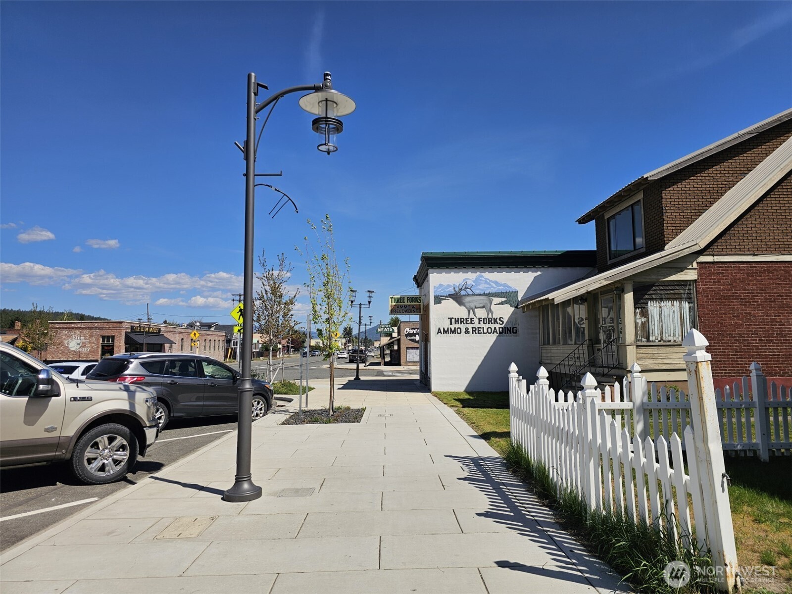 main property photo 5