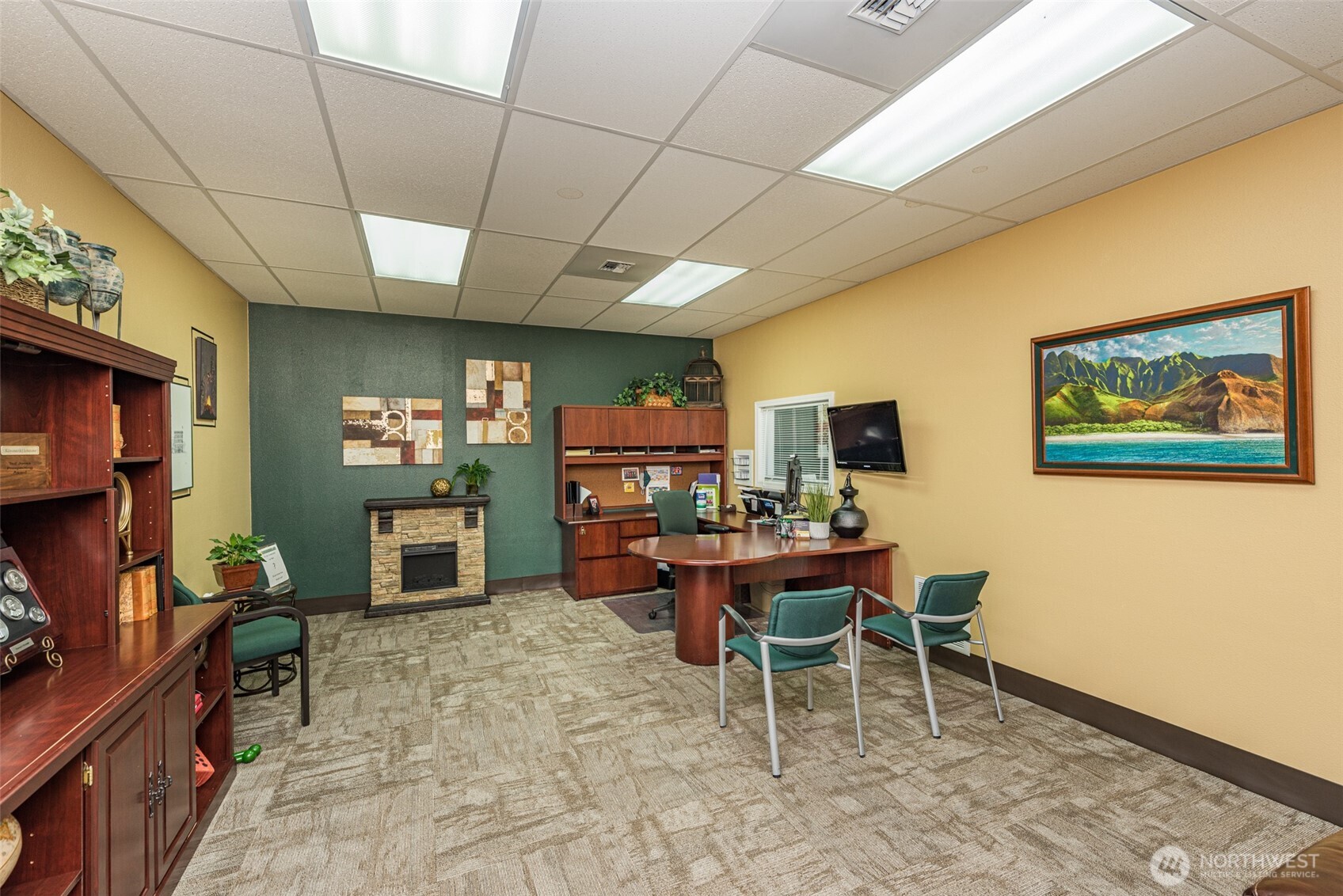 main property photo 14